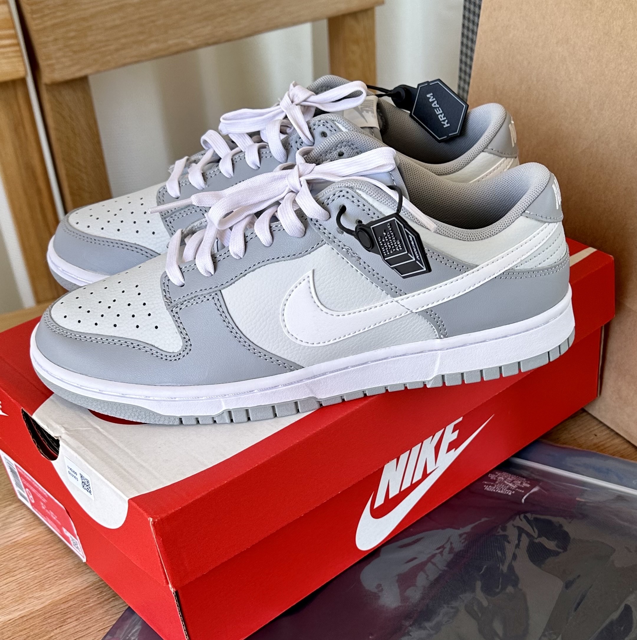 Nike Dunk Low Retro Wolf Grey 착용 스타일 - 1