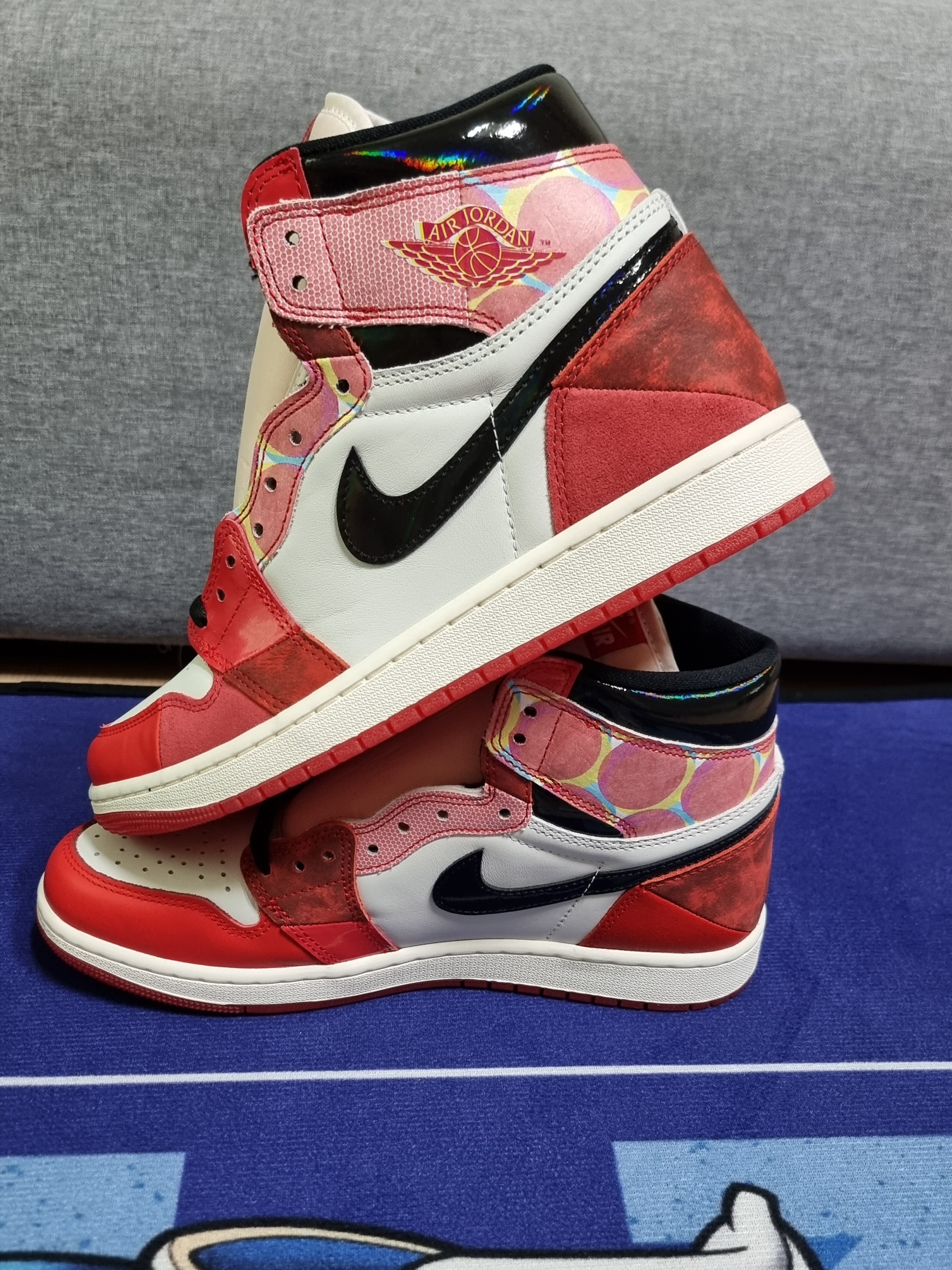 Jordan 1 Retro High Spider-Man Next Chapter 착용 스타일 - 2