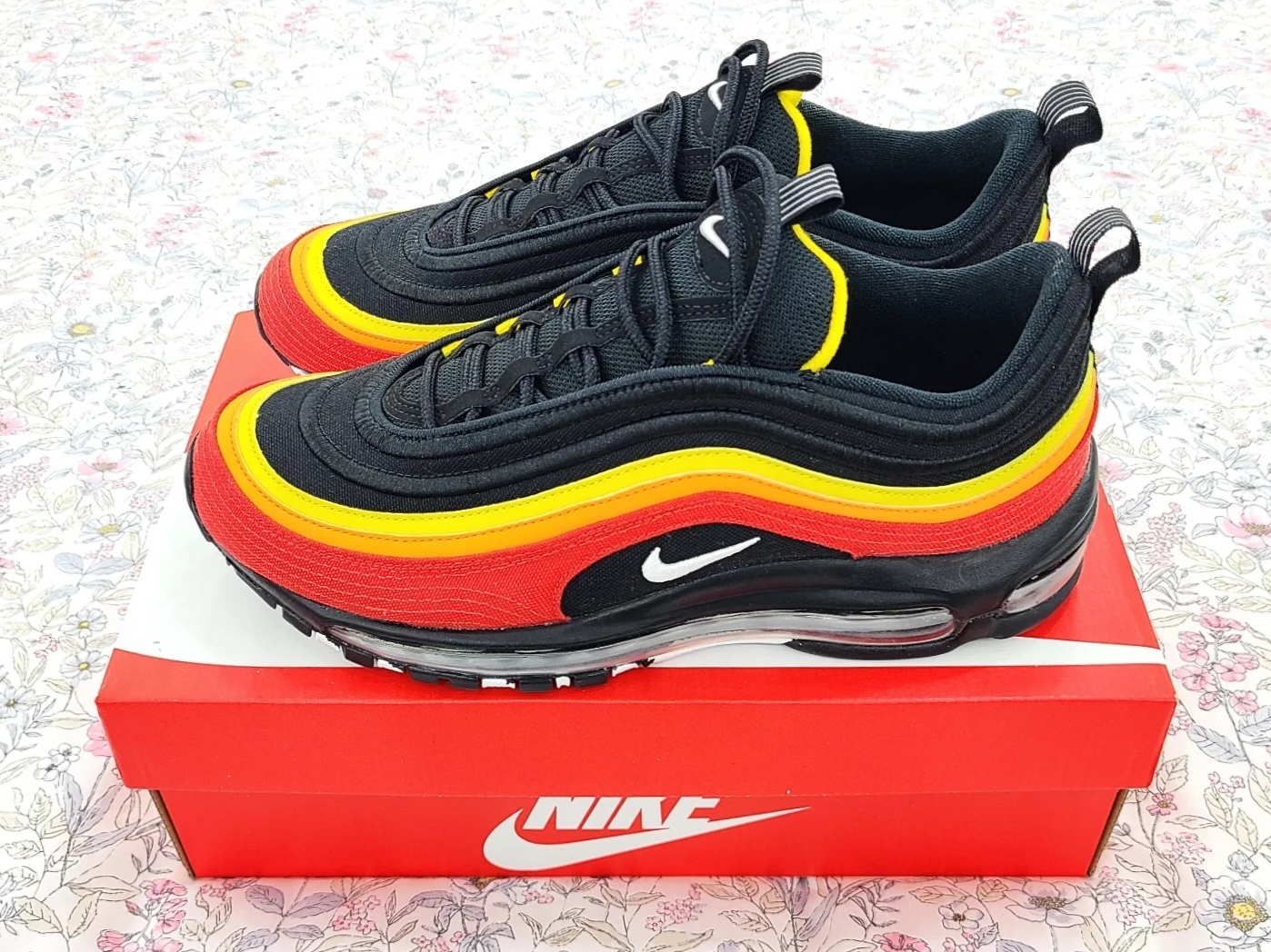 Nike Air Max 97 Hanshin Tigers 착용 스타일 - 2