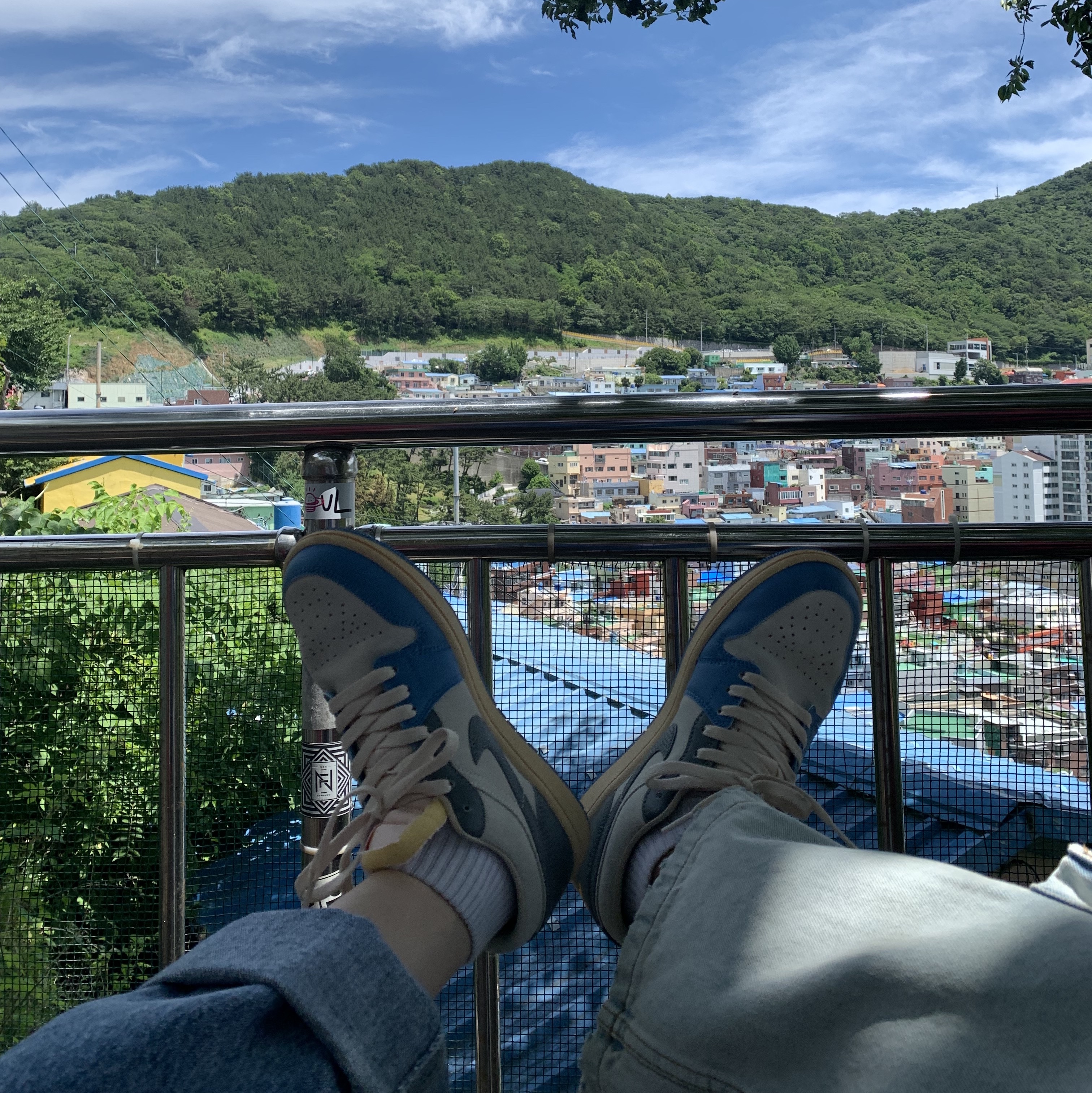 Jordan 1 Low SE Tokyo 96 착용 스타일