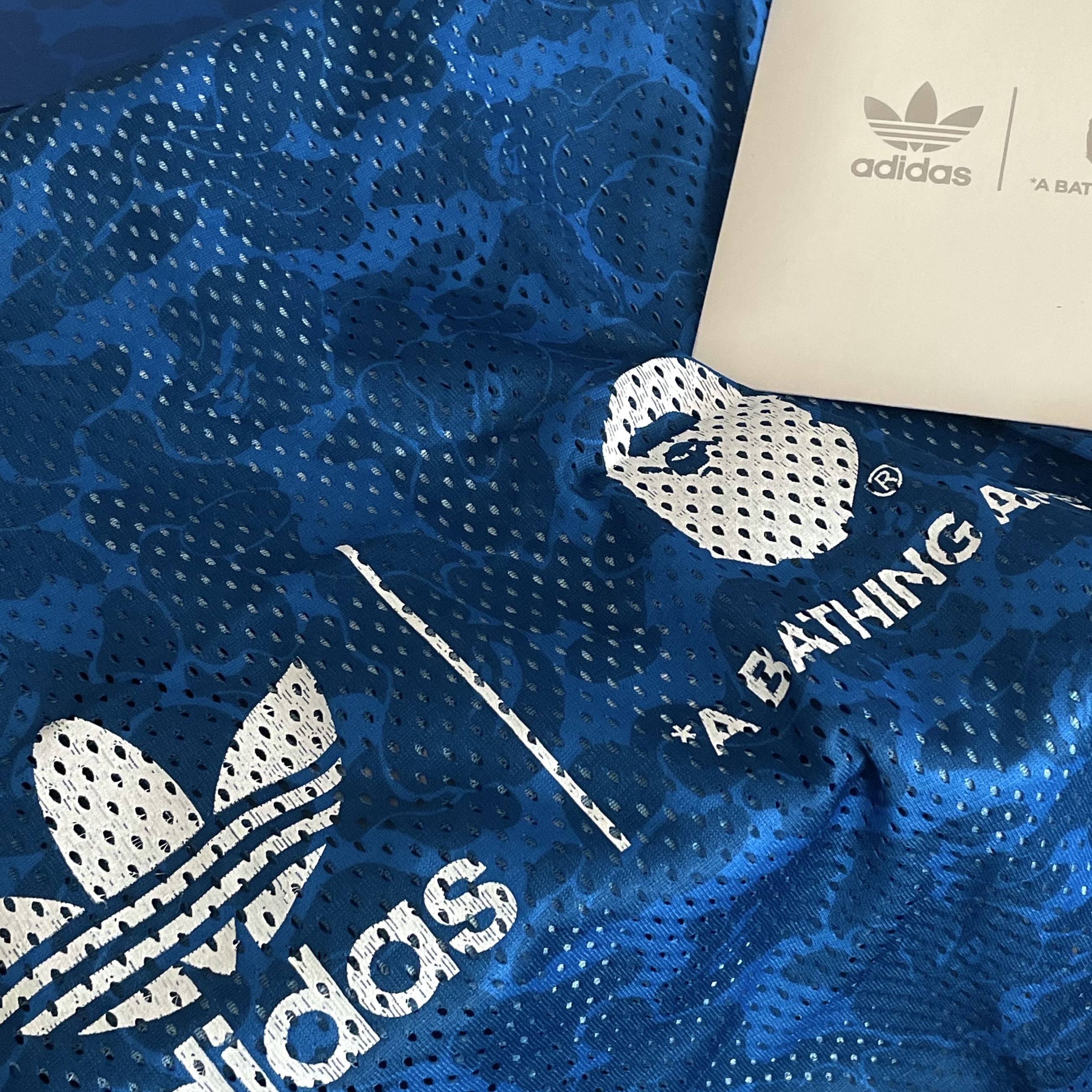 Adidas x BAPE Campus 80s Collegiate Navy 착용 스타일
