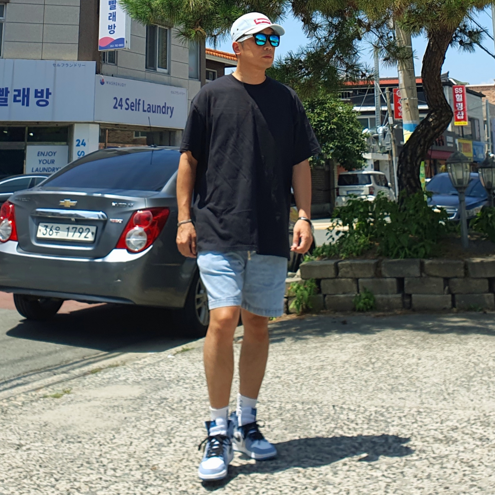Jordan 1 Retro High OG University Blue, Supreme Denim Camp Cap Washed Blue - 22FW 착용 스타일