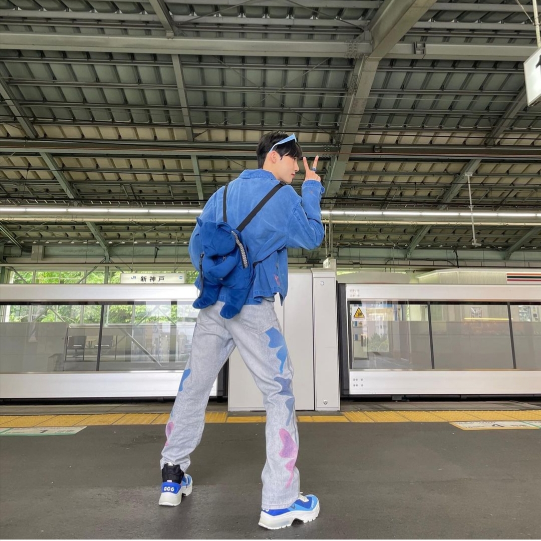 Nike ACG Air Zoom Gaiadome Gore-Tex Hyper Royal 착용 스타일 - 2