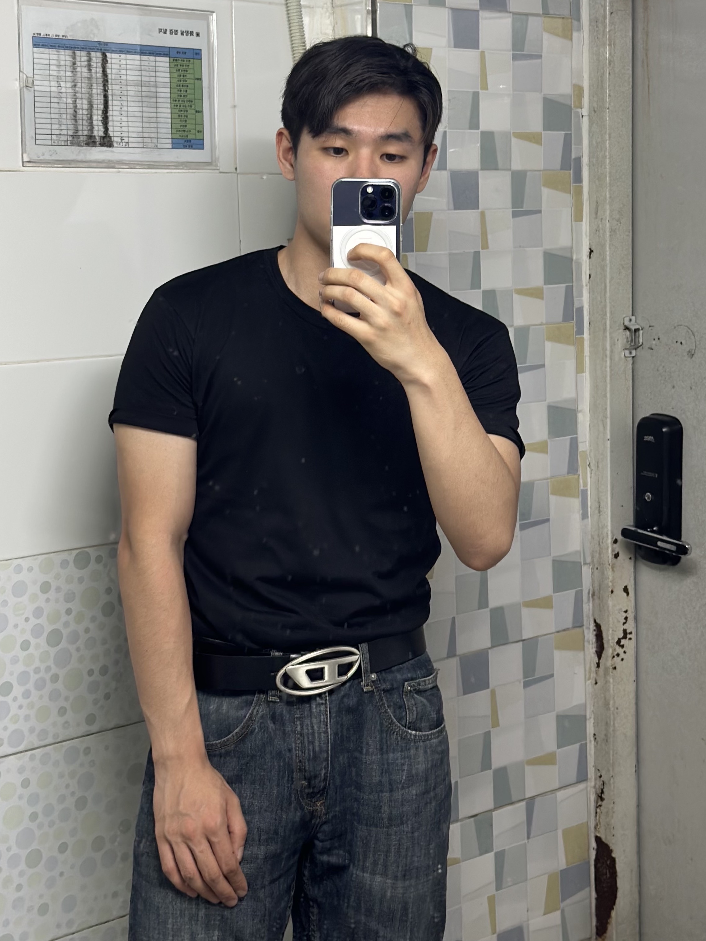 Diesel B-1DR Leather Belt with D Buckle Black 착용 스타일 - 2
