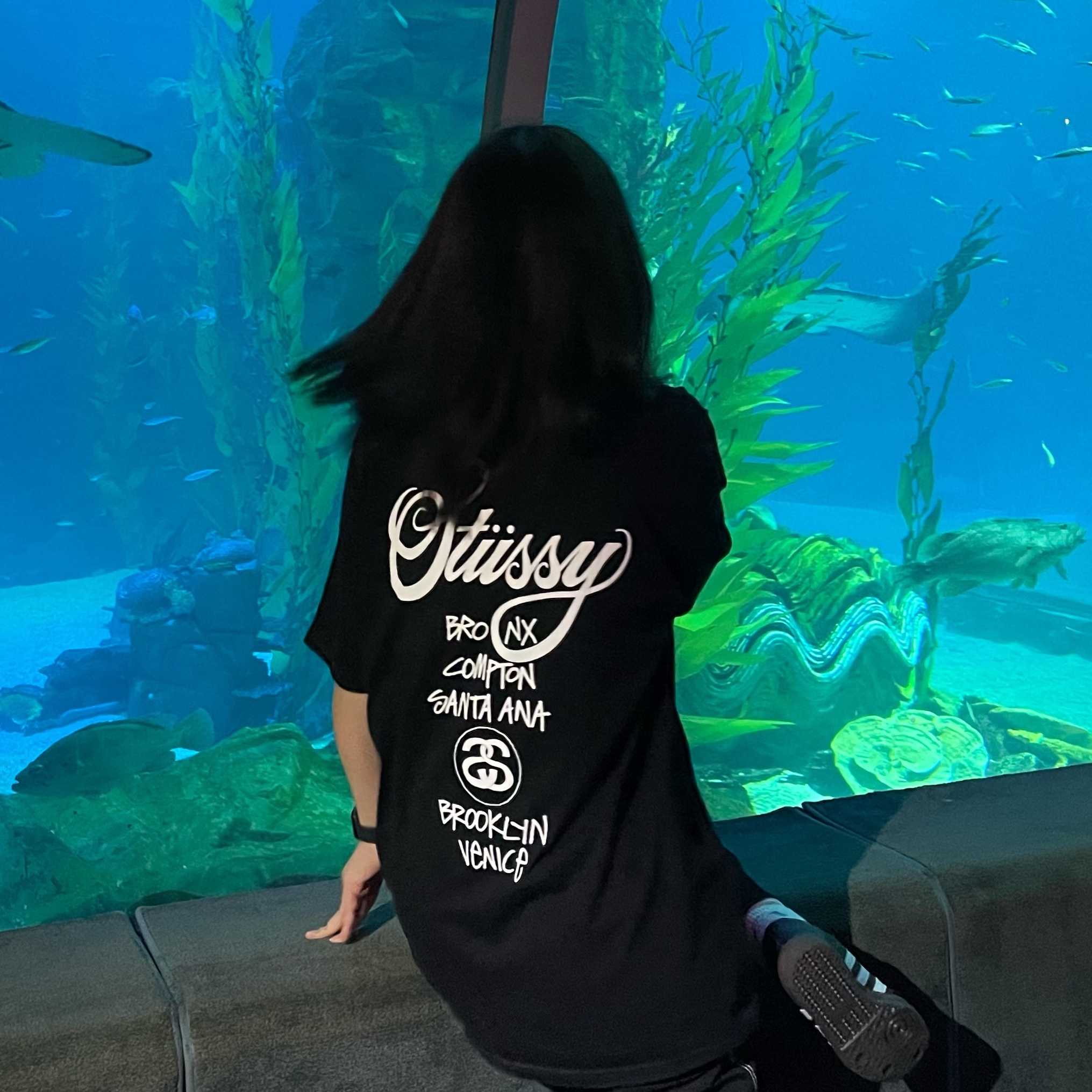 Stussy World Tour T-Shirt Black 2023 착용 스타일 - 2