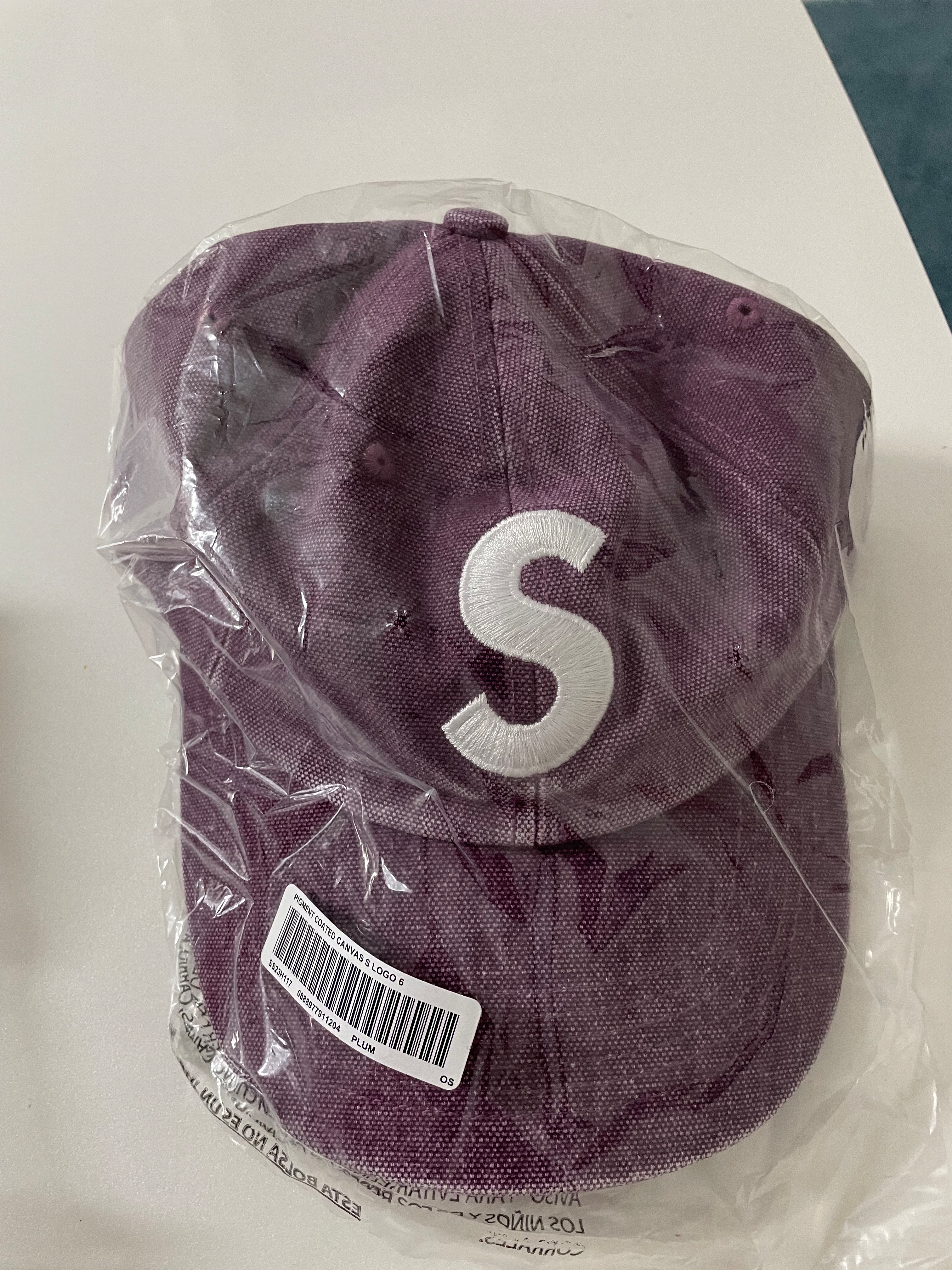 Supreme Pigment Canvas S Logo 6-Panel Plum - 23SS 착용 스타일