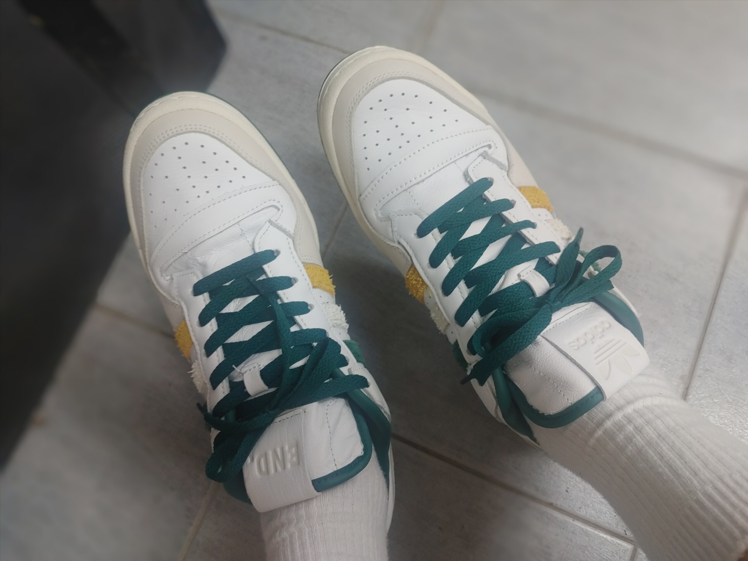 Adidas x END. Forum Advance Varsity 착용 스타일