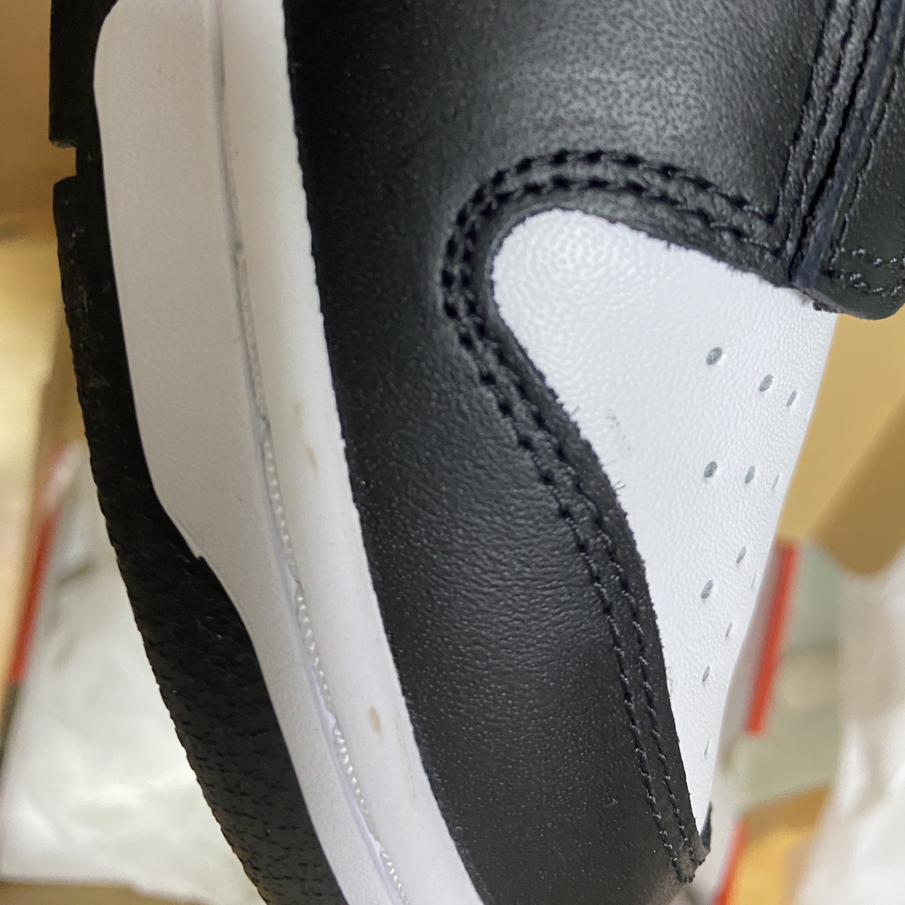 Nike Dunk Low Retro Black 착용 스타일 - 4