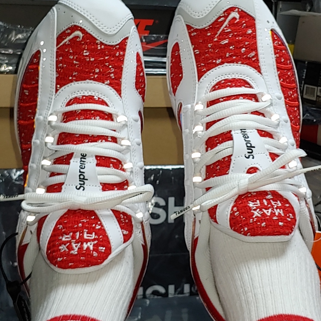 Nike x Supreme Air Max Tailwind 4 White 착용 스타일 - 3