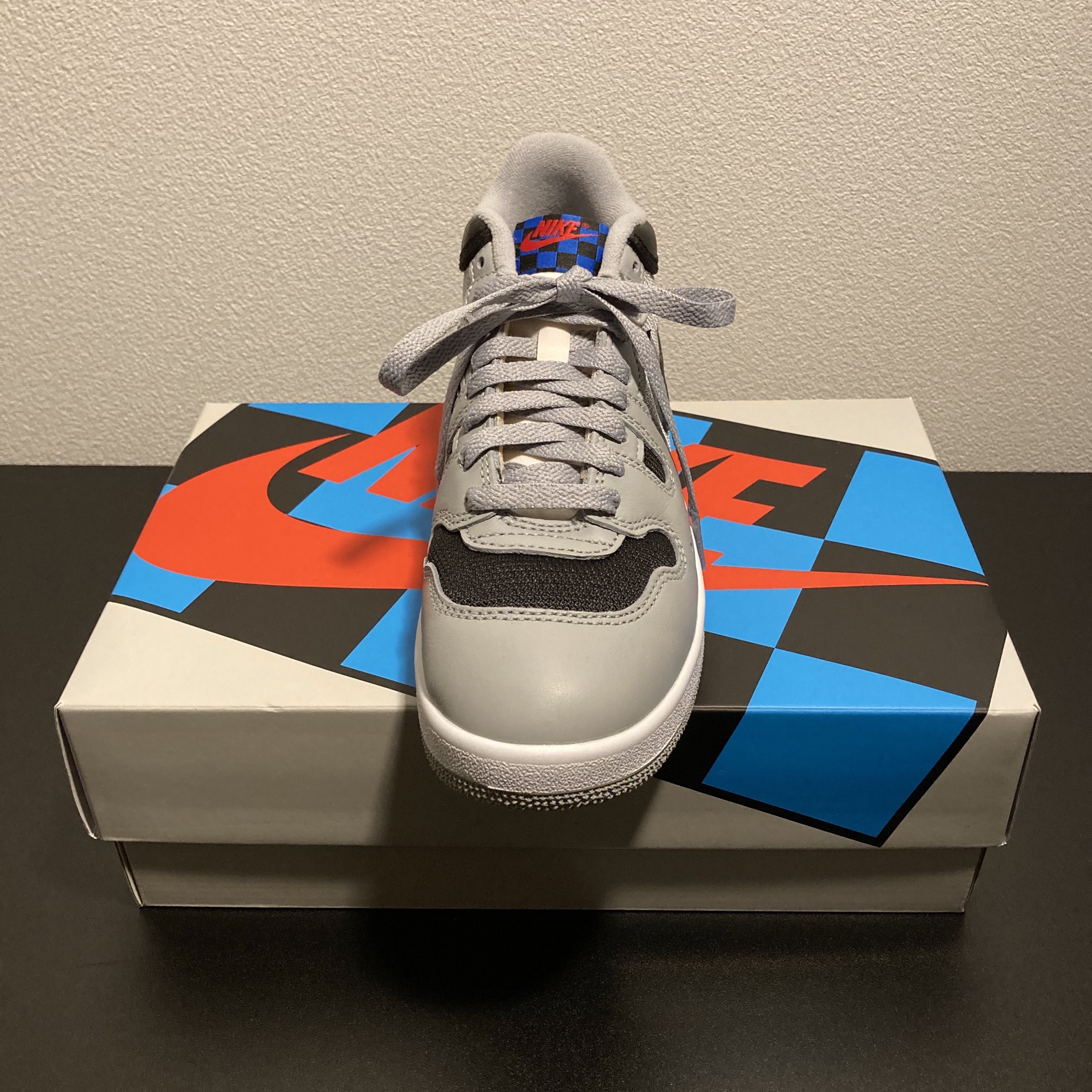 Nike Mac Attack QS SP Light Smoke Grey 착용 스타일 - 3
