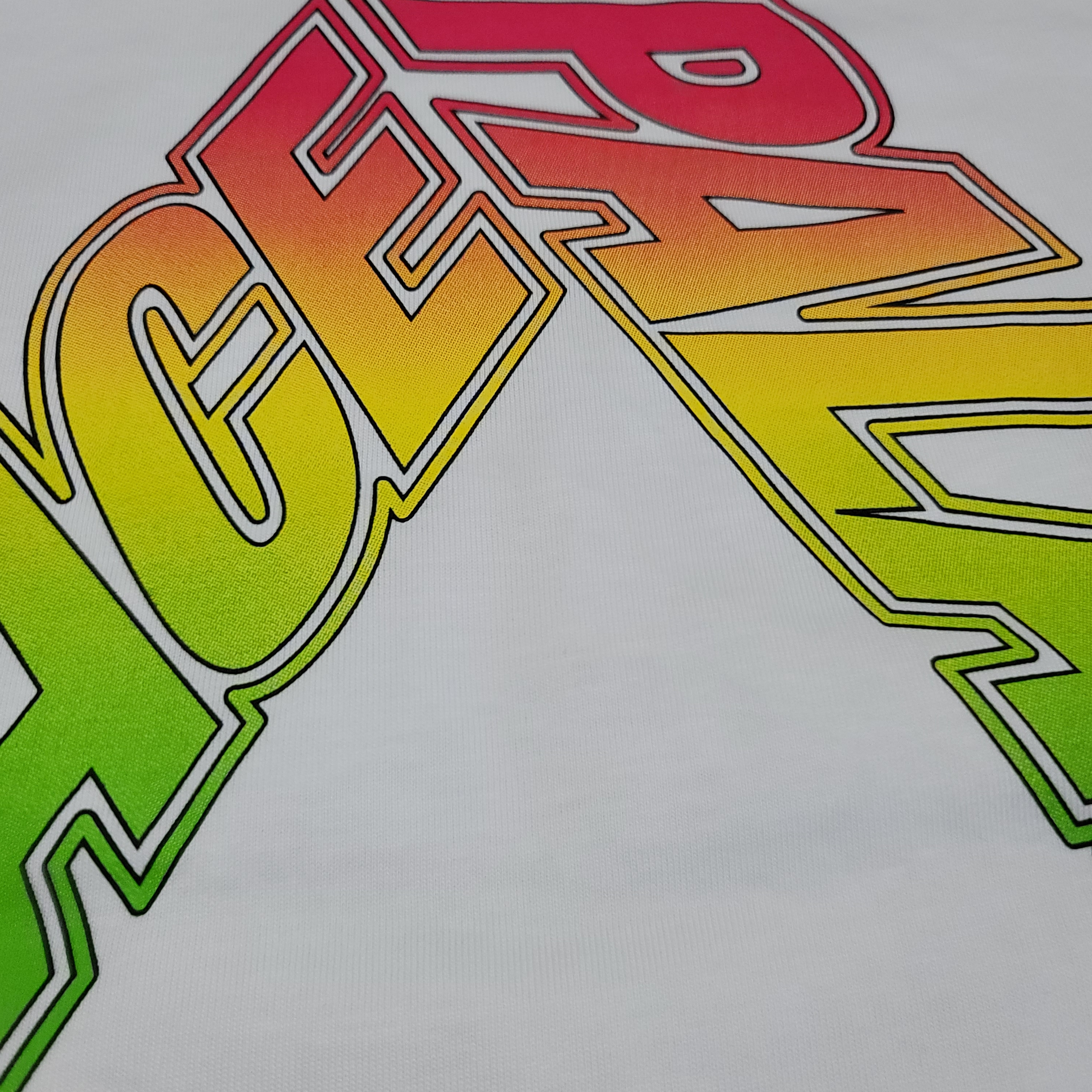 Palace Spectrum P3 T-Shirt White - 23SS 착용 스타일 - 3