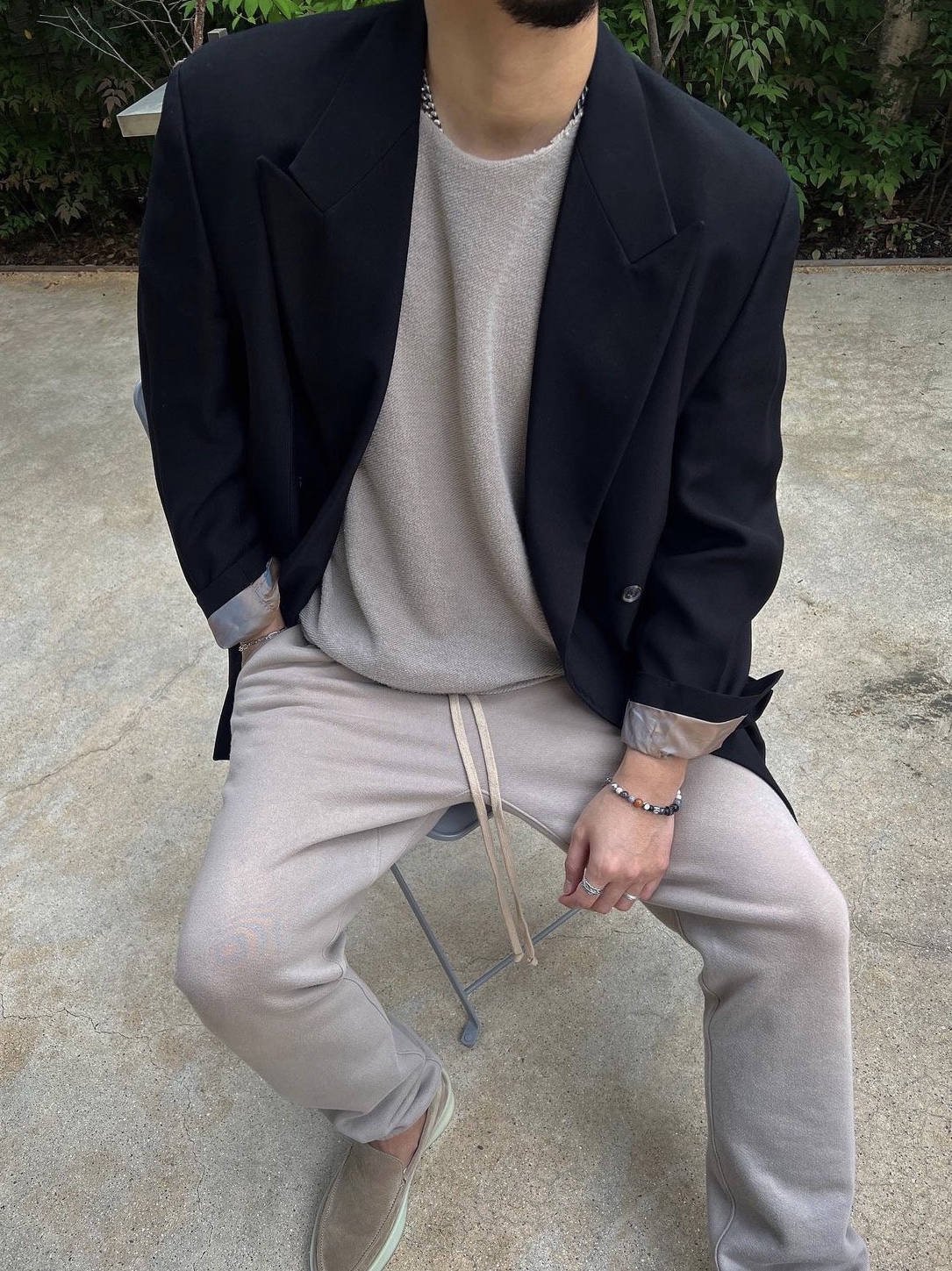 Fear of God The Loafer Daino, Fear of God The Vintage Sweatpants Vintage Paris Sky 착용 스타일