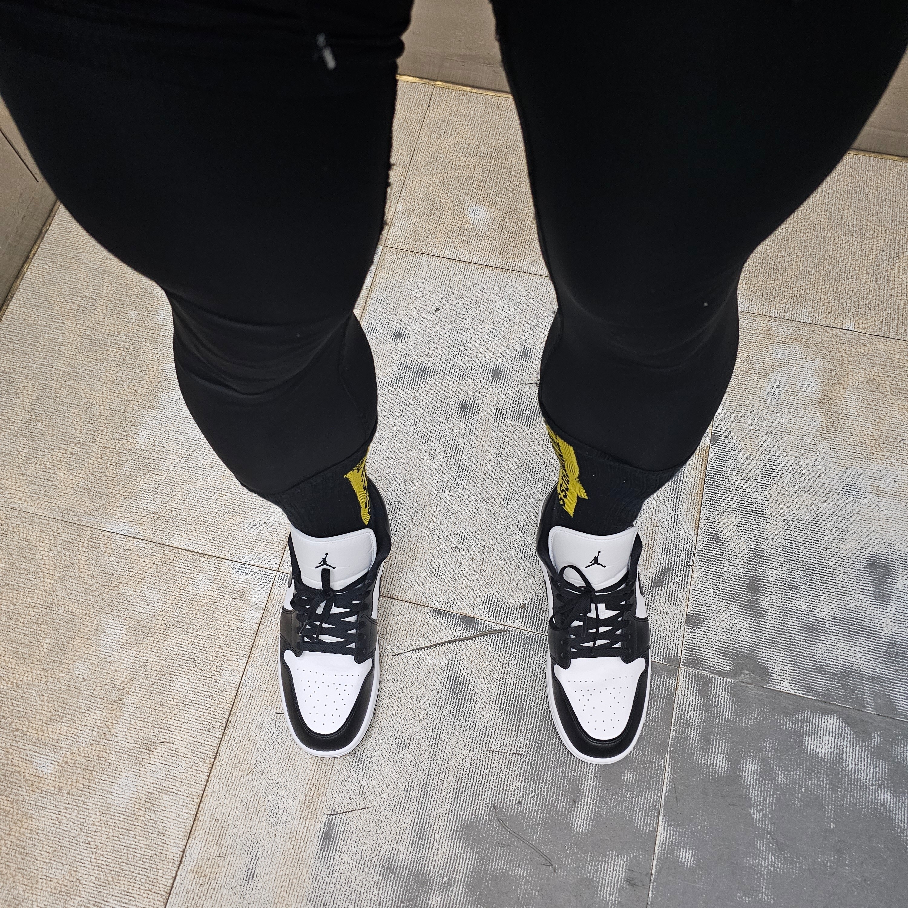 (W) Jordan 1 Low Black and White 착용 스타일 - 1