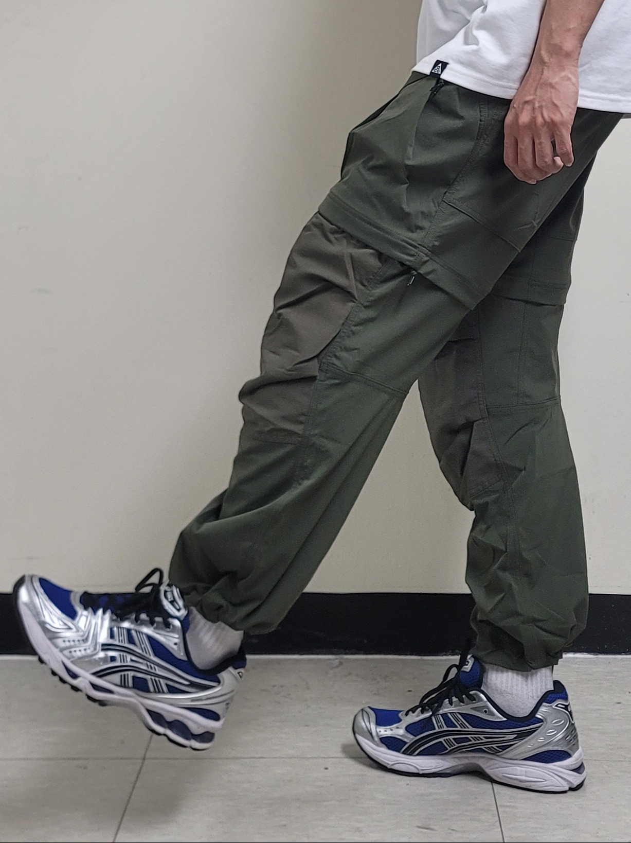 Asics Gel-Kayano 14 Monaco Blue Black, Nike ACG Smith Summit Cargo Pants Cargo Khaki - US/EU 착용 스타일 - 2
