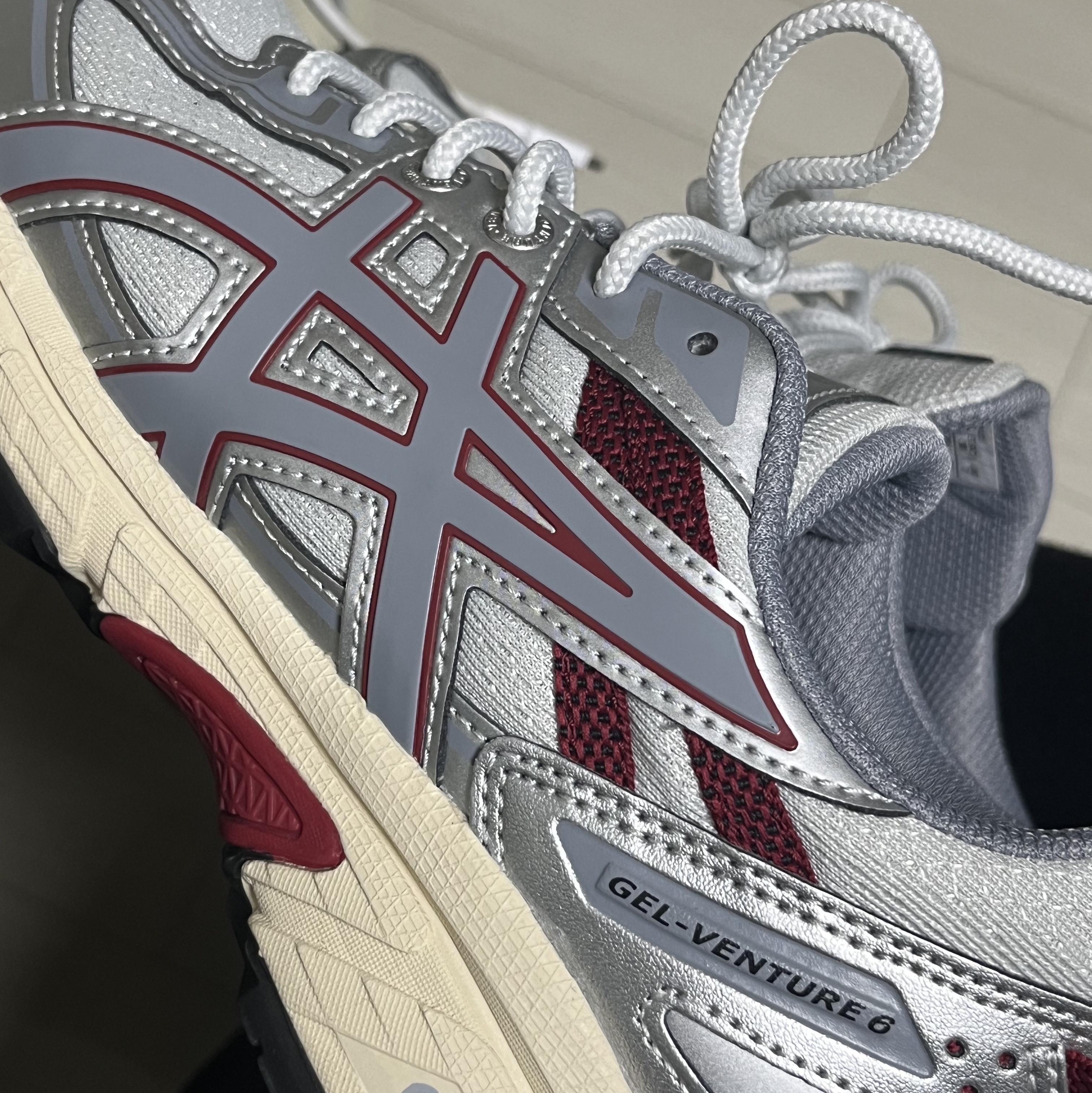 (W) Asics Gel-Venture 6 Glacier Grey Sheet Rock 착용 스타일 - 3