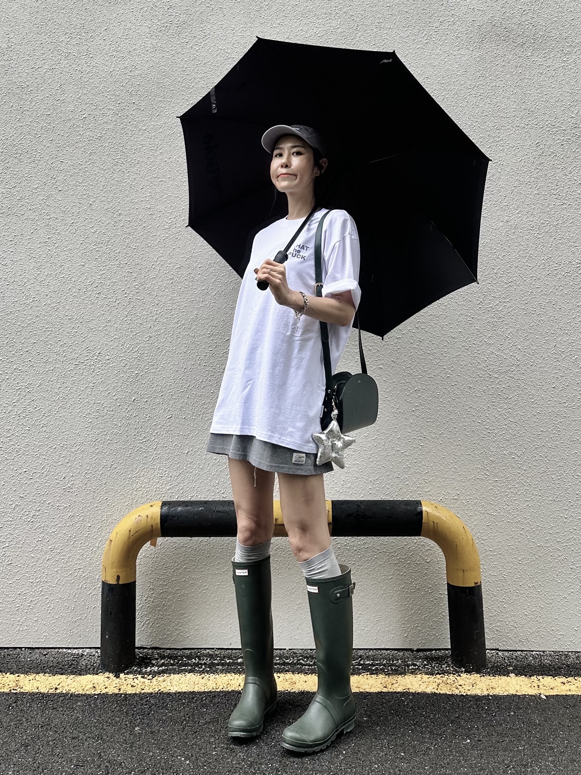 Hunter Women Original Tall RainBoots Hunter Green, Supreme Washed Chino Twill Camp Cap Grey - 22SS 착용 스타일 - 1