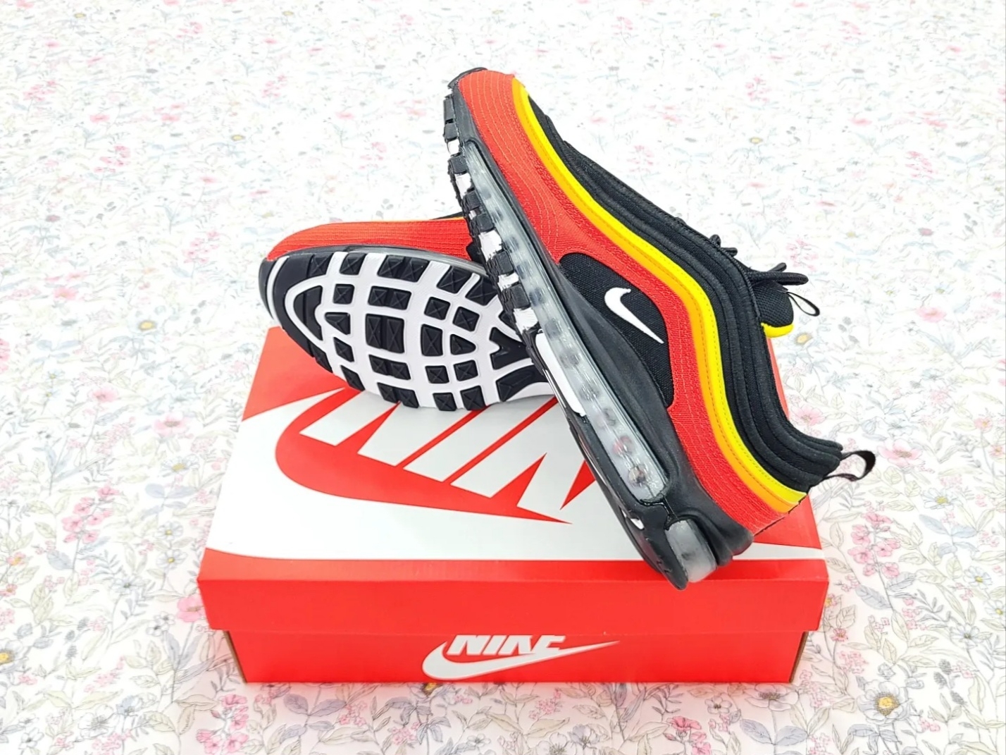 Nike Air Max 97 Hanshin Tigers 착용 스타일 - 4