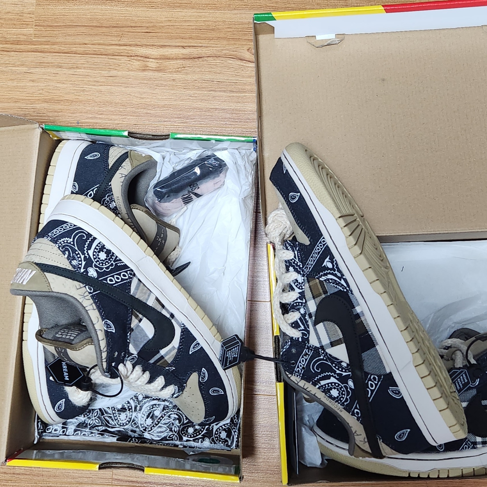 Nike x Travis Scott SB Dunk Low 착용 스타일 - 3