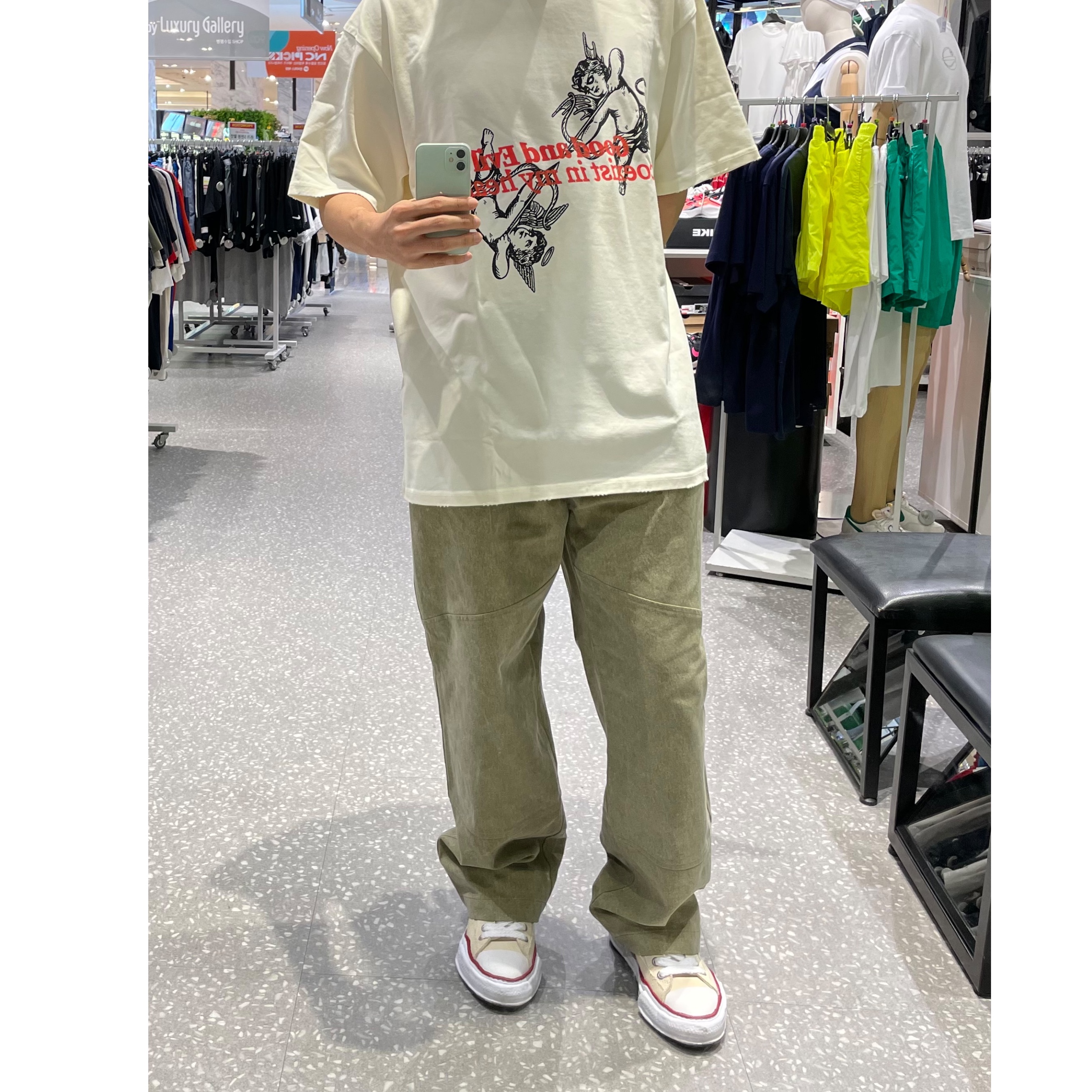 Maison Mihara Yasuhiro Peterson OG Sole Canvas Low-top Sneakers Natural 착용 스타일
