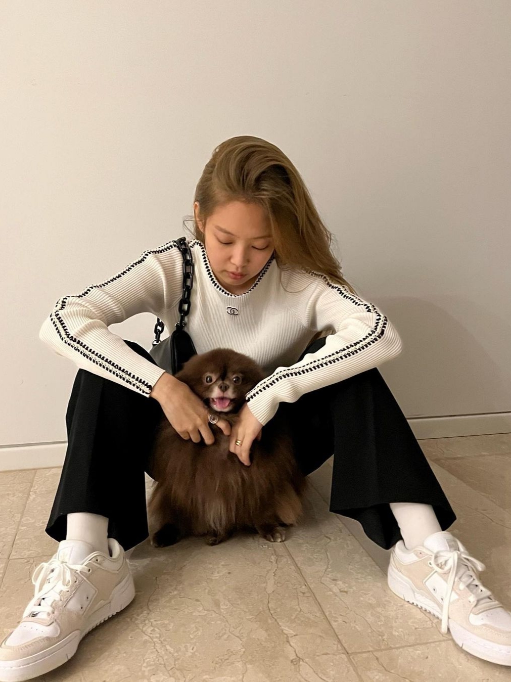 (W) Adidas Forum Luxe Low White 착용 스타일