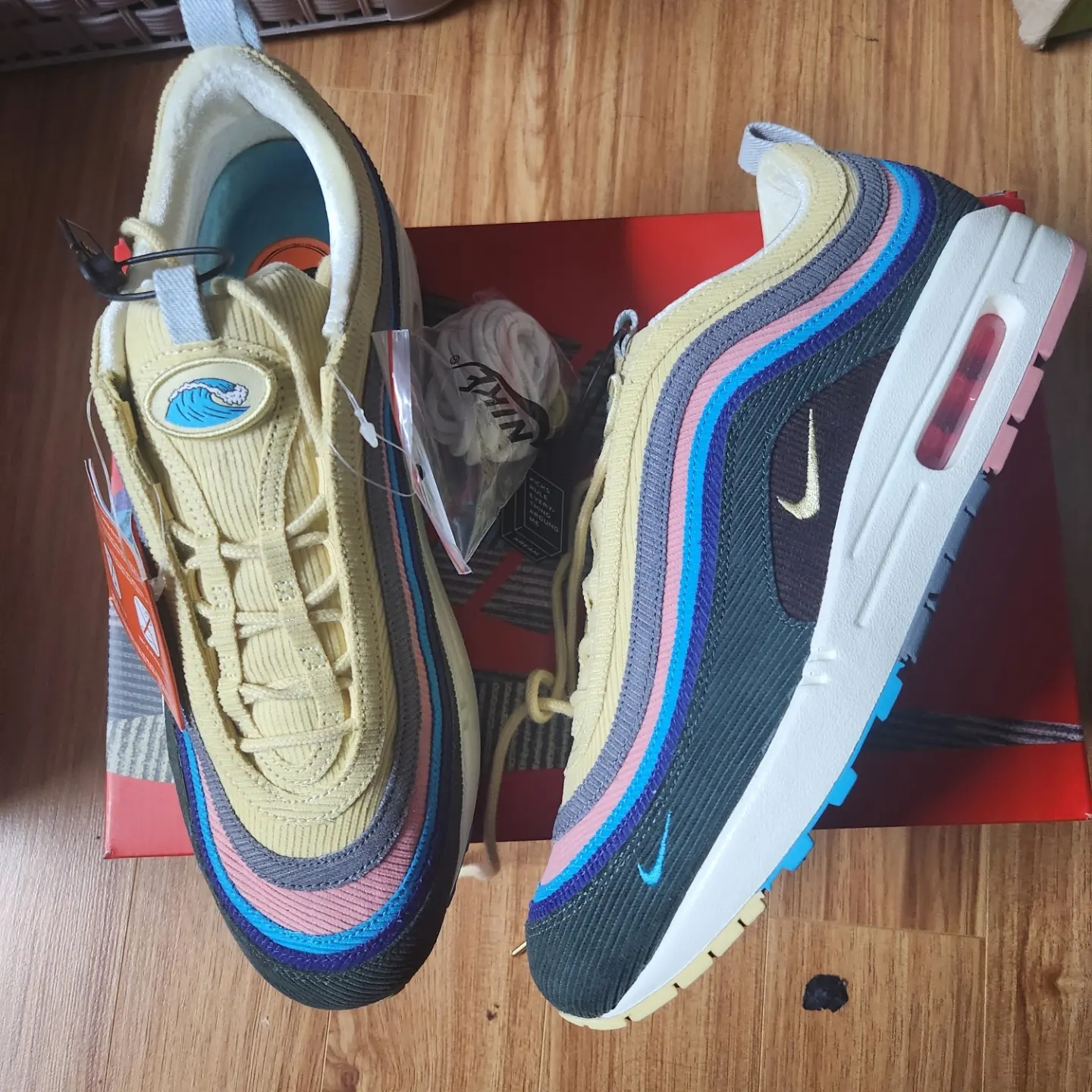 Nike x Sean Wotherspoon Air Max 1/97 착용 스타일 - 2