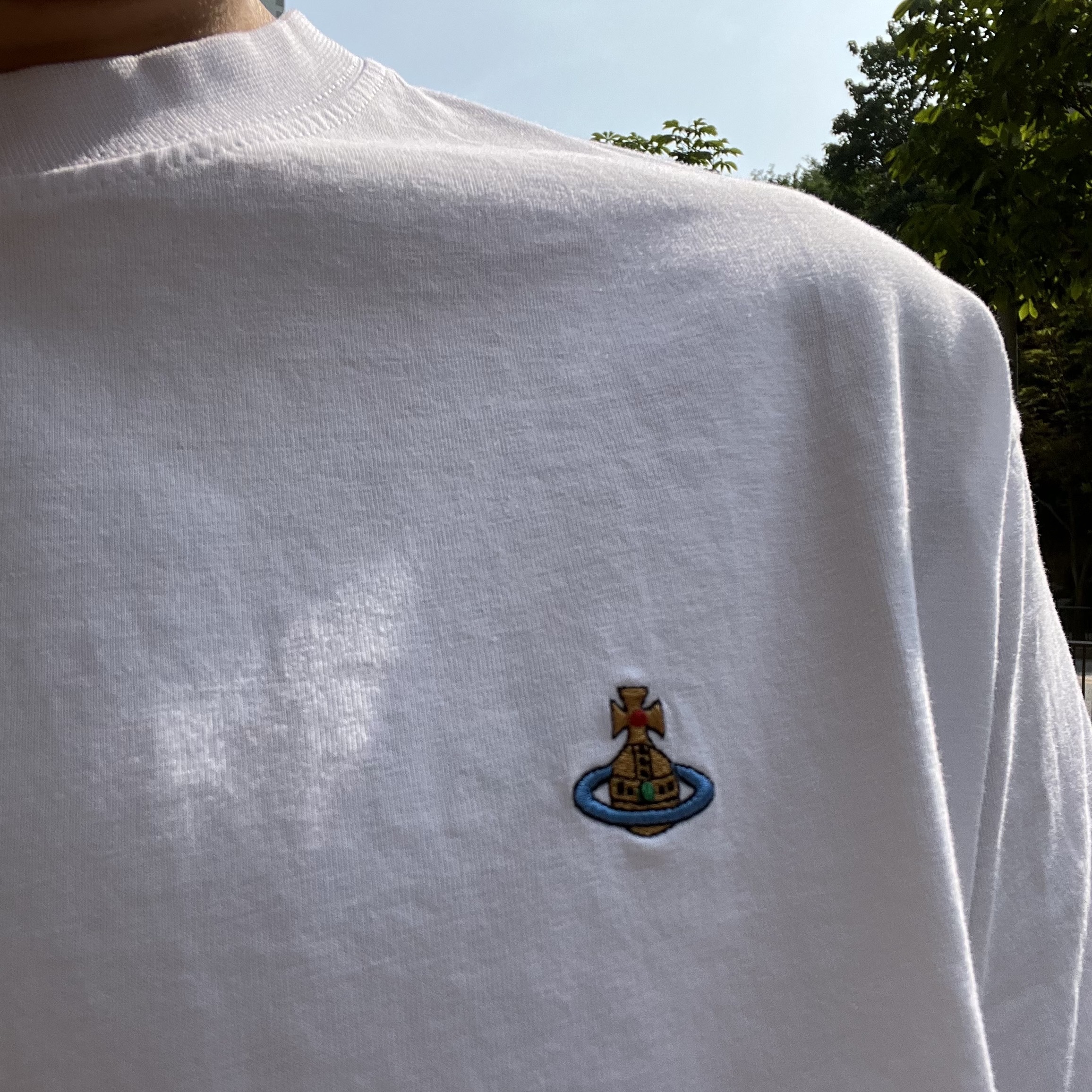 Vivienne Westwood Classic Logo T-Shirt White 착용 스타일