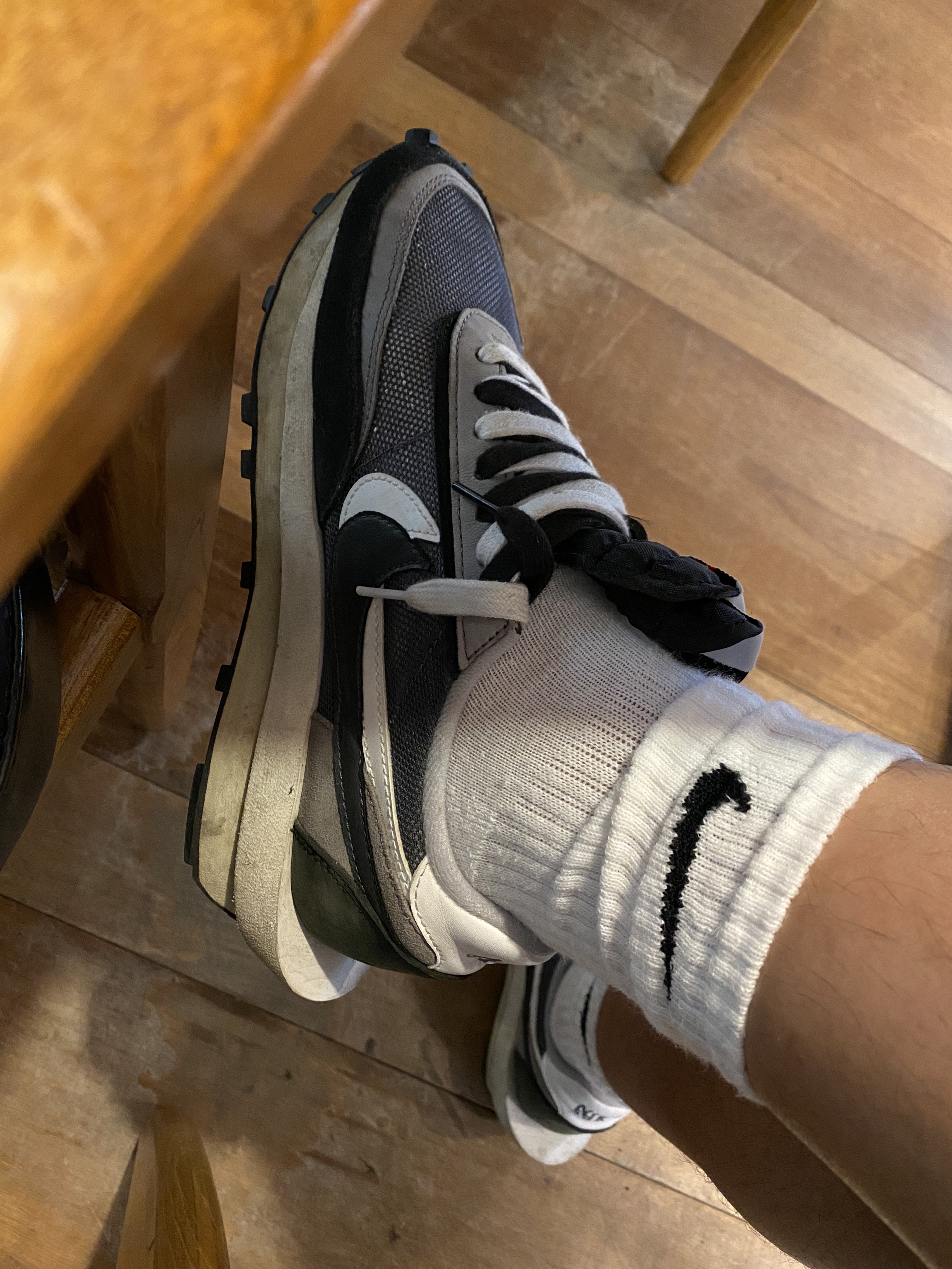 Nike x Sacai LDWaffle Black 착용 스타일