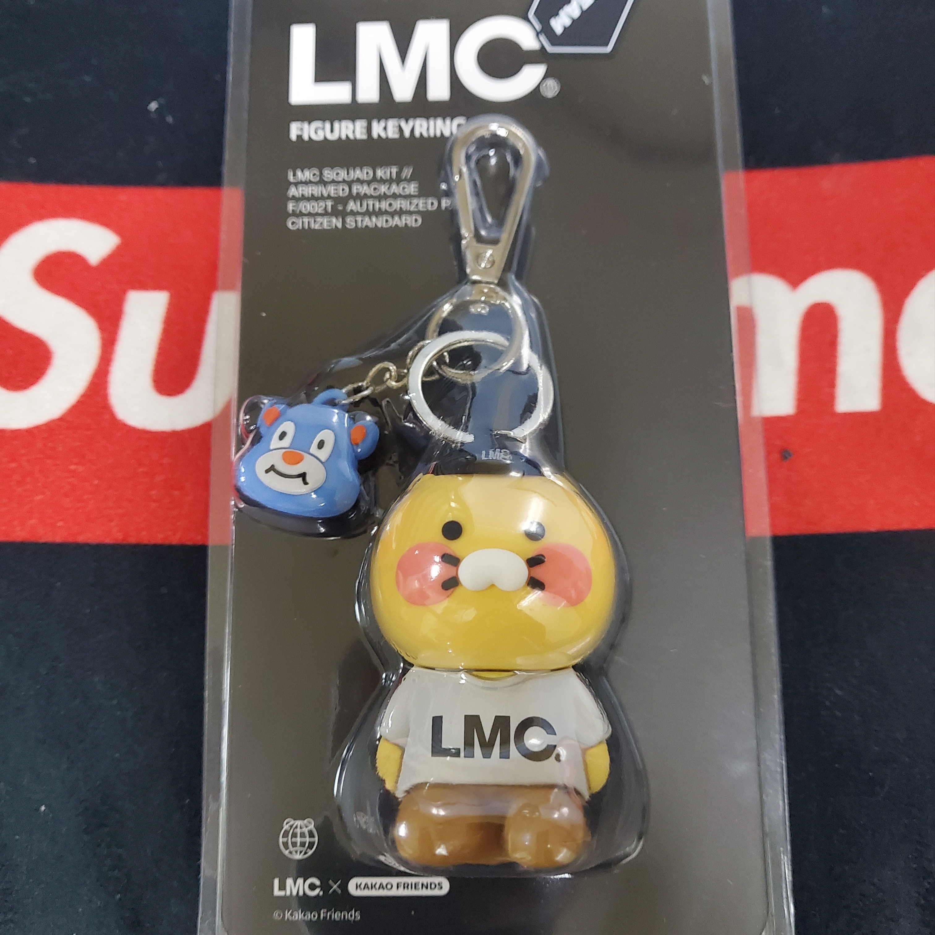 Kakao x LMC Choonsik Figure Keyring 착용 스타일