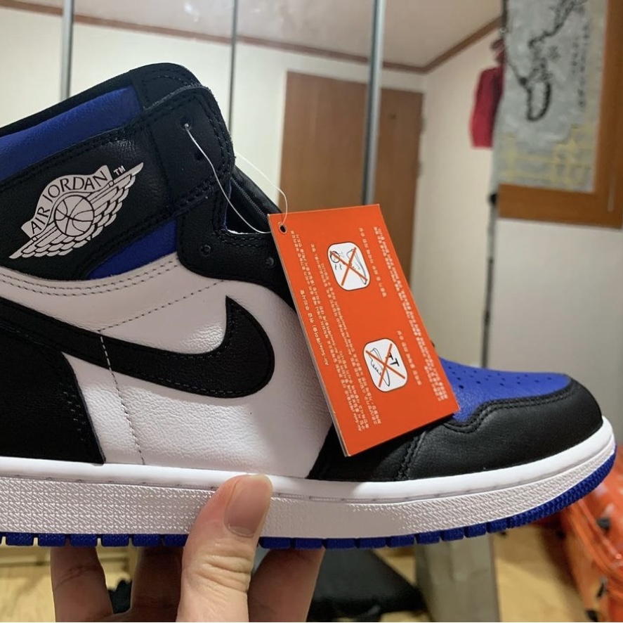 Jordan 1 Retro High OG Royal Toe 착용 스타일
