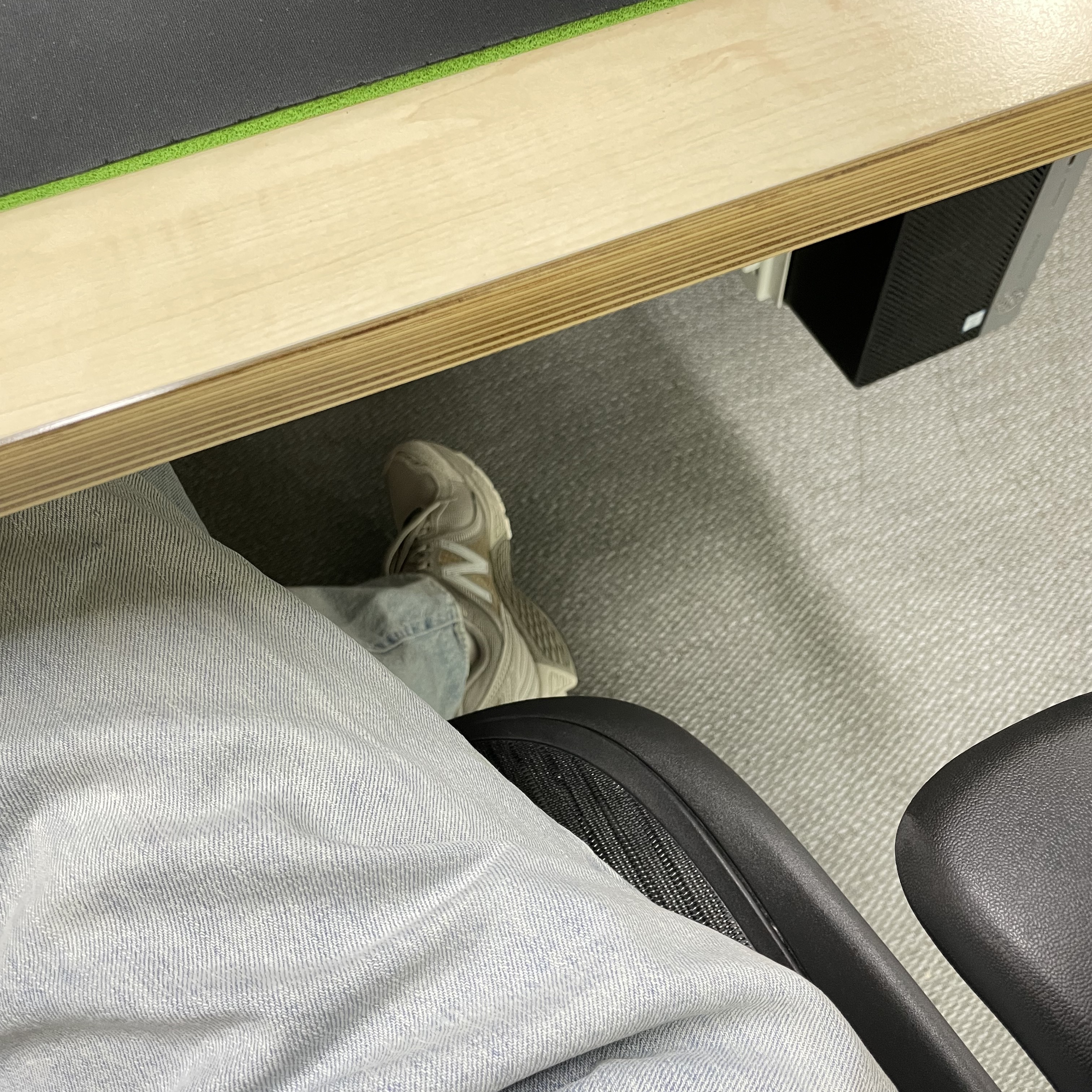 New Balance 860v2 Mars 착용 스타일 - 1