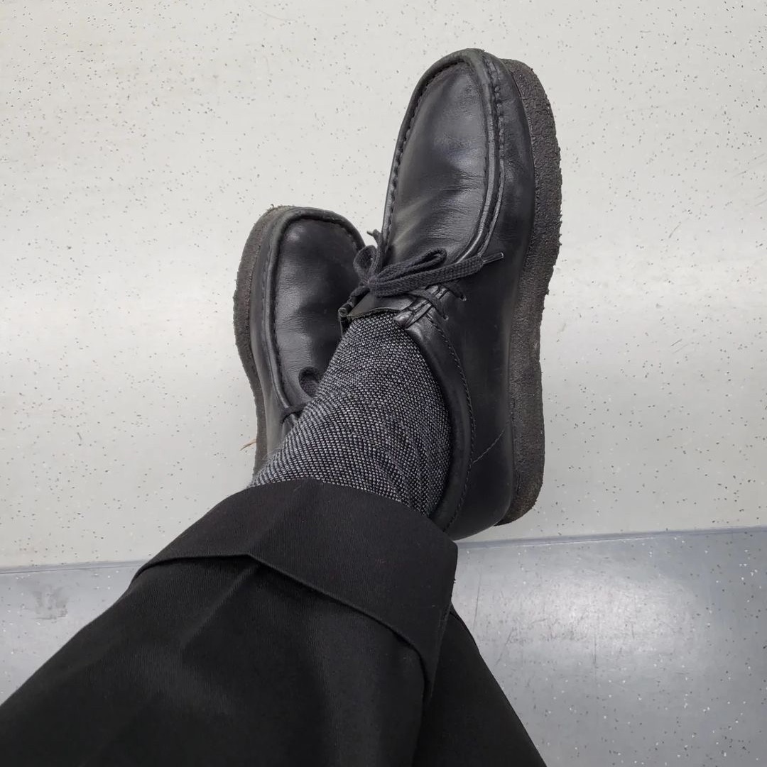 Clarks Wallabee Boot Leather Black 착용 스타일