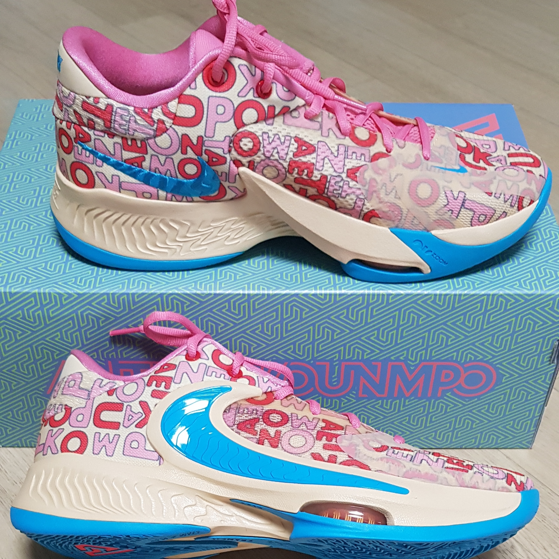 Nike Zoom Freak 4 Pale Vanilla Coral Chalk 착용 스타일 - 2