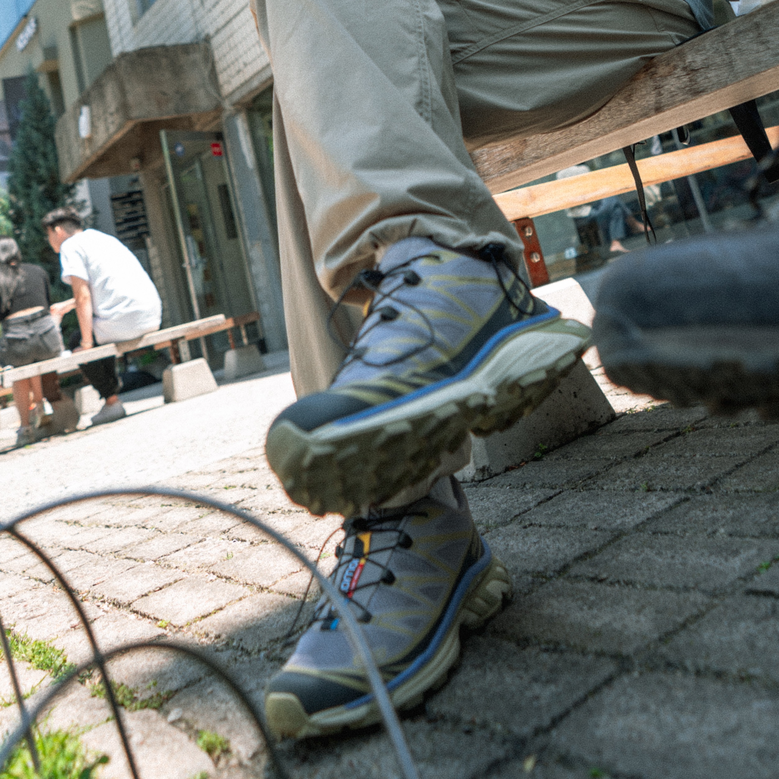 Salomon XT-6 Granada Sky Gray Green 착용 스타일