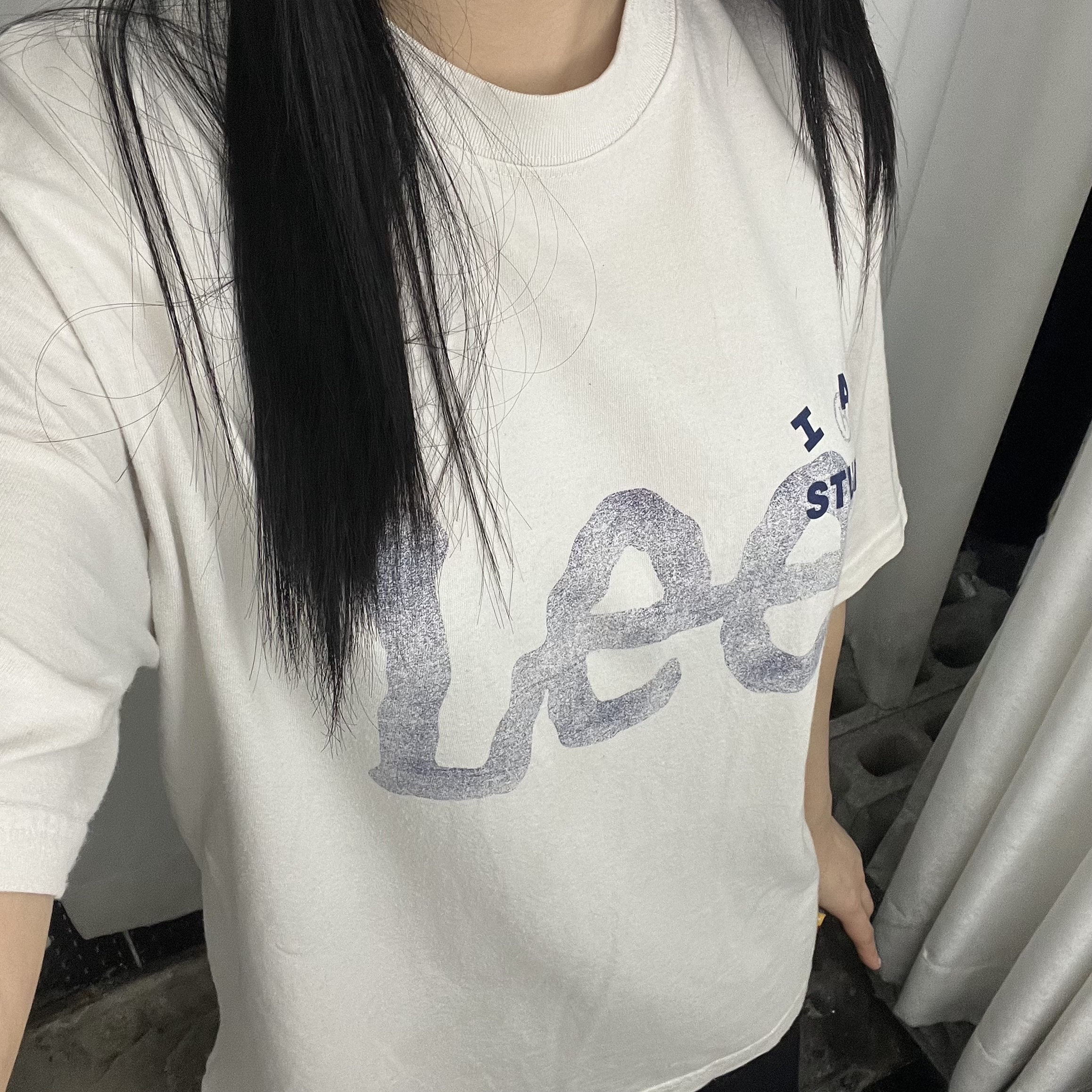 IAB Studio x Lee T-Shirt Oatmeal Ivory 착용 스타일 - 2
