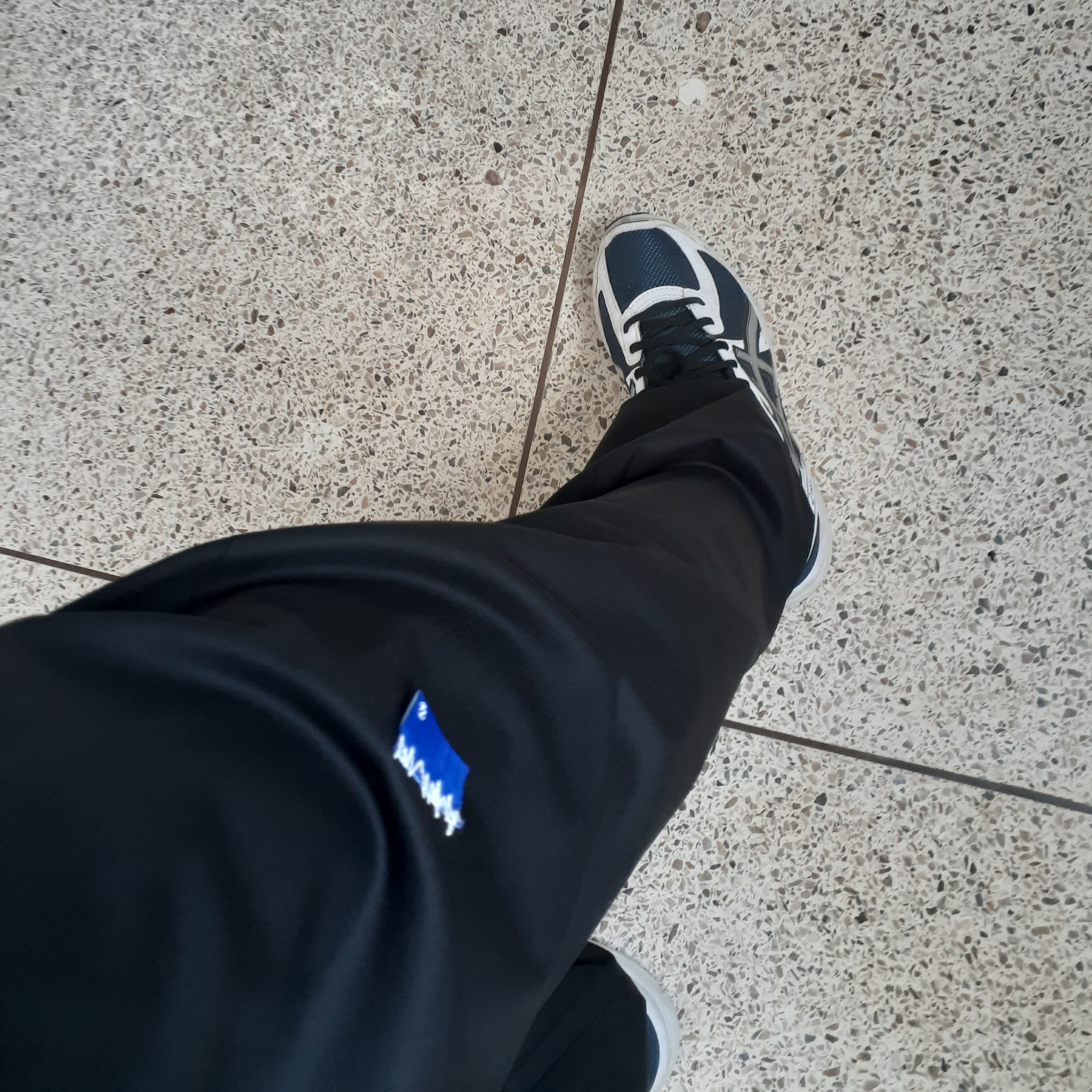 Zara x Ader Error Tapered Trousers Black, Asics Jog 100 S Navy Pure Silver - 2E Wide 착용 스타일