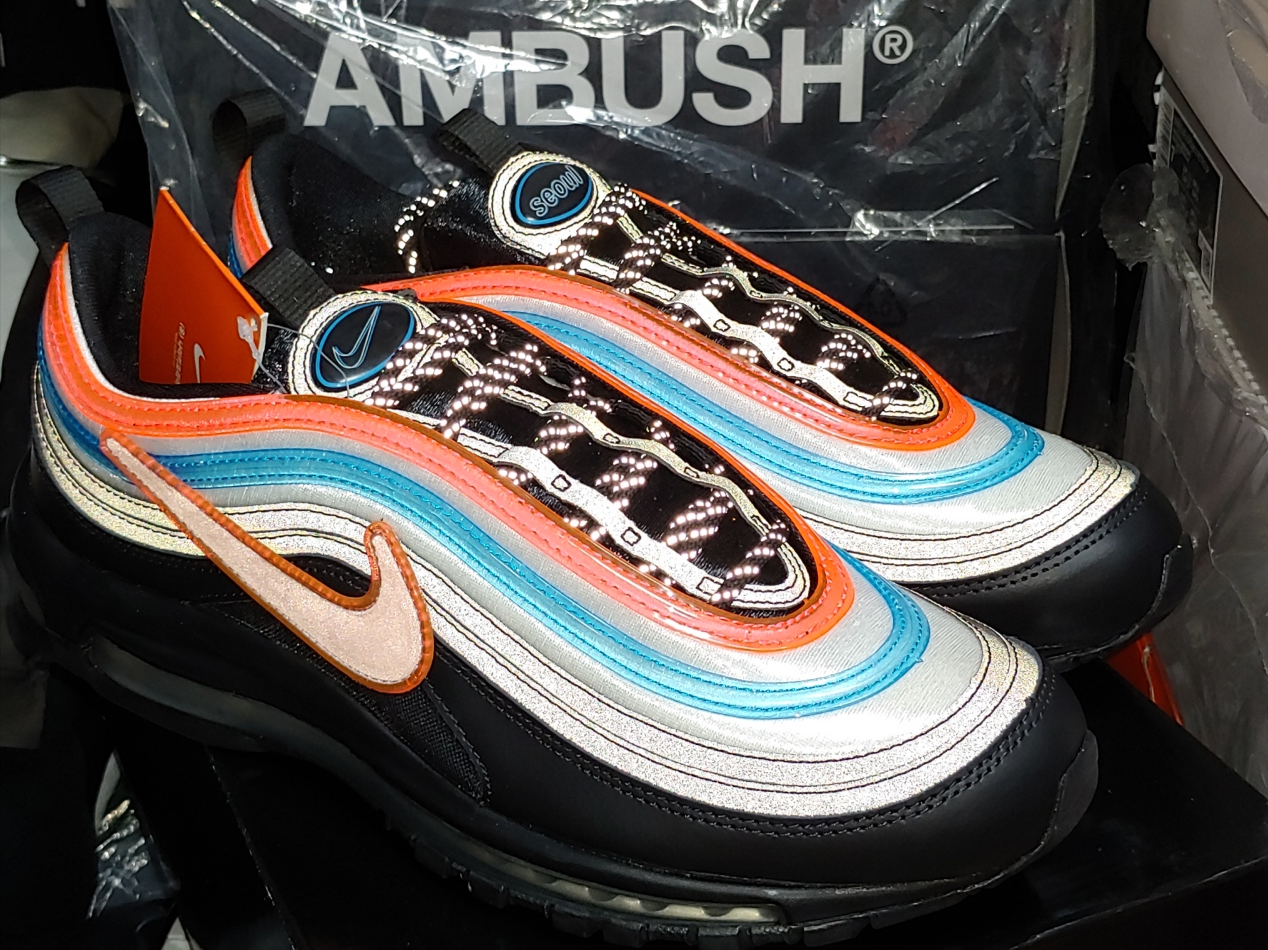 Nike Air Max 97 Neon Seoul 착용 스타일 - 2
