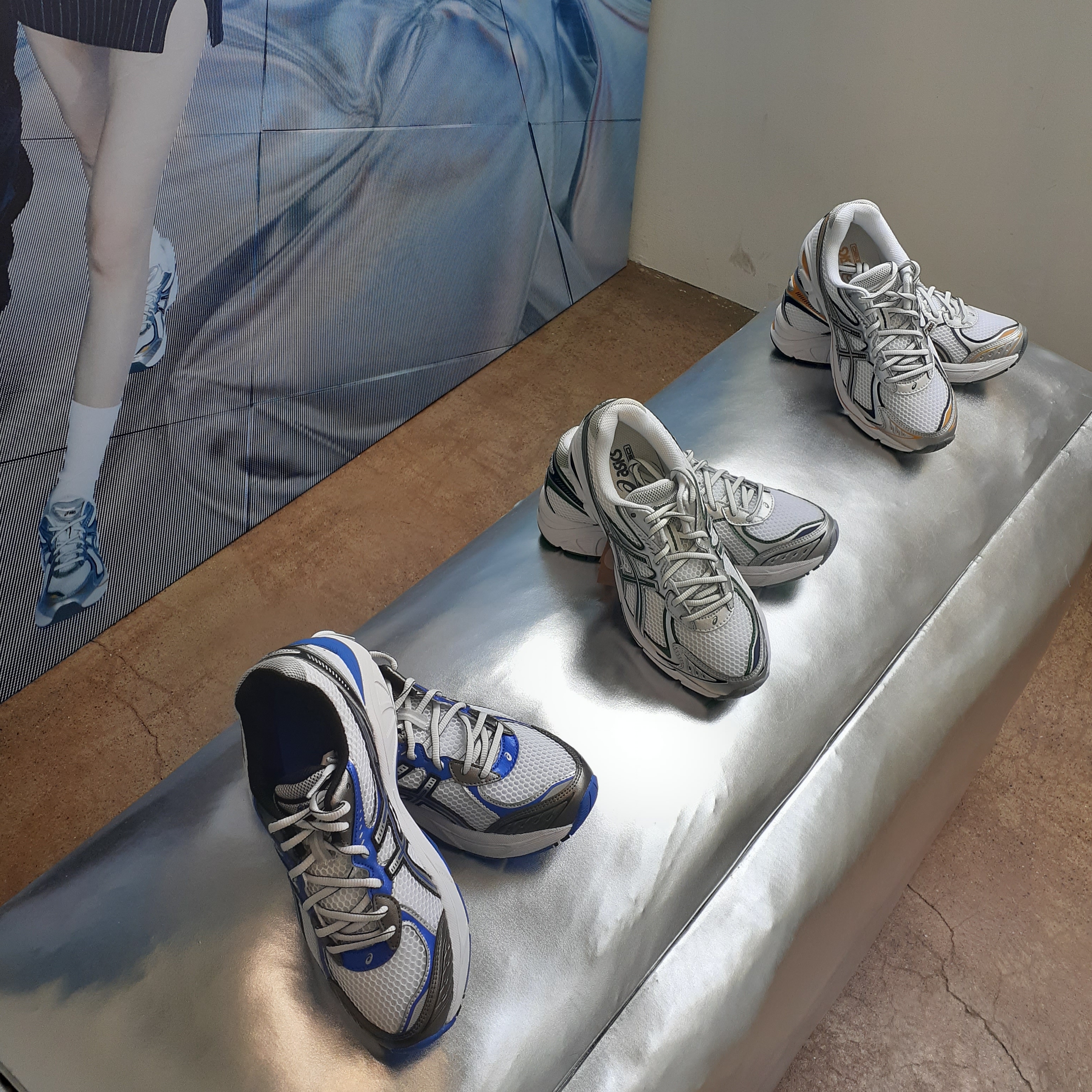 Asics GT-2160 White Pure Silver, Asics GT-2160 White Shamrock Green 착용 스타일 - 1
