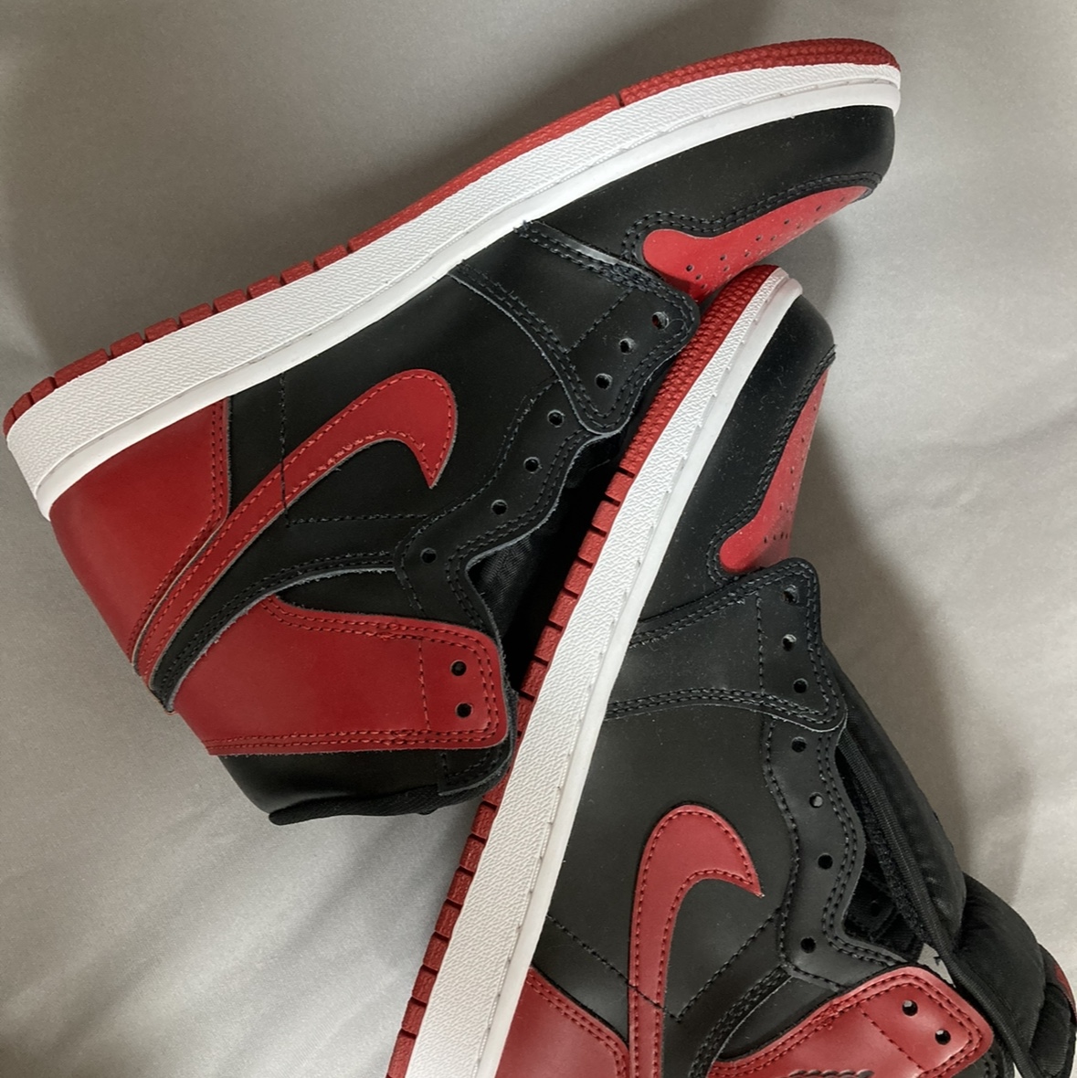 Jordan 1 Retro High OG Patent Bred 착용 스타일
