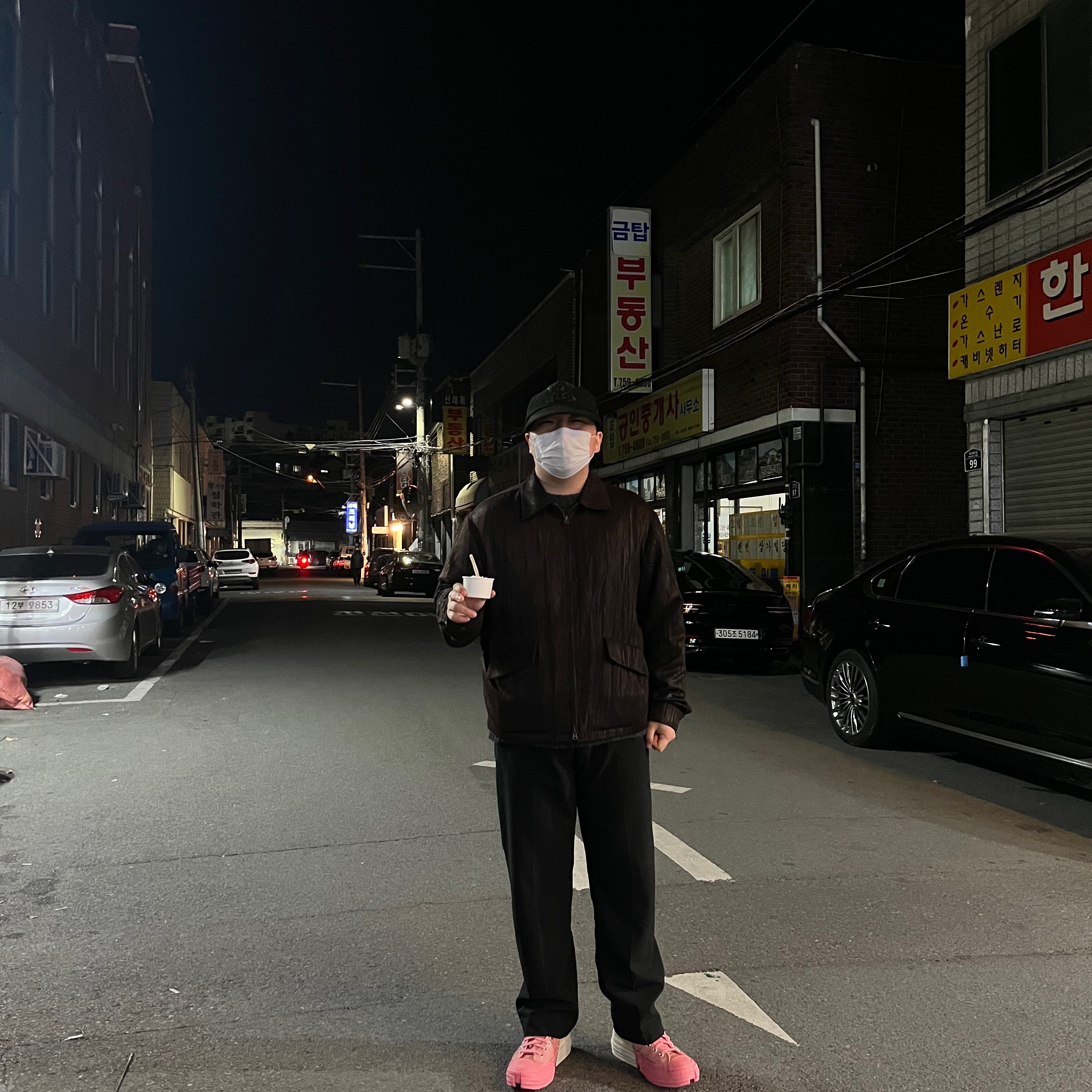 Converse x Feng Chen Wang Chuck 70 2-in-1 Quartz Pink 착용 스타일