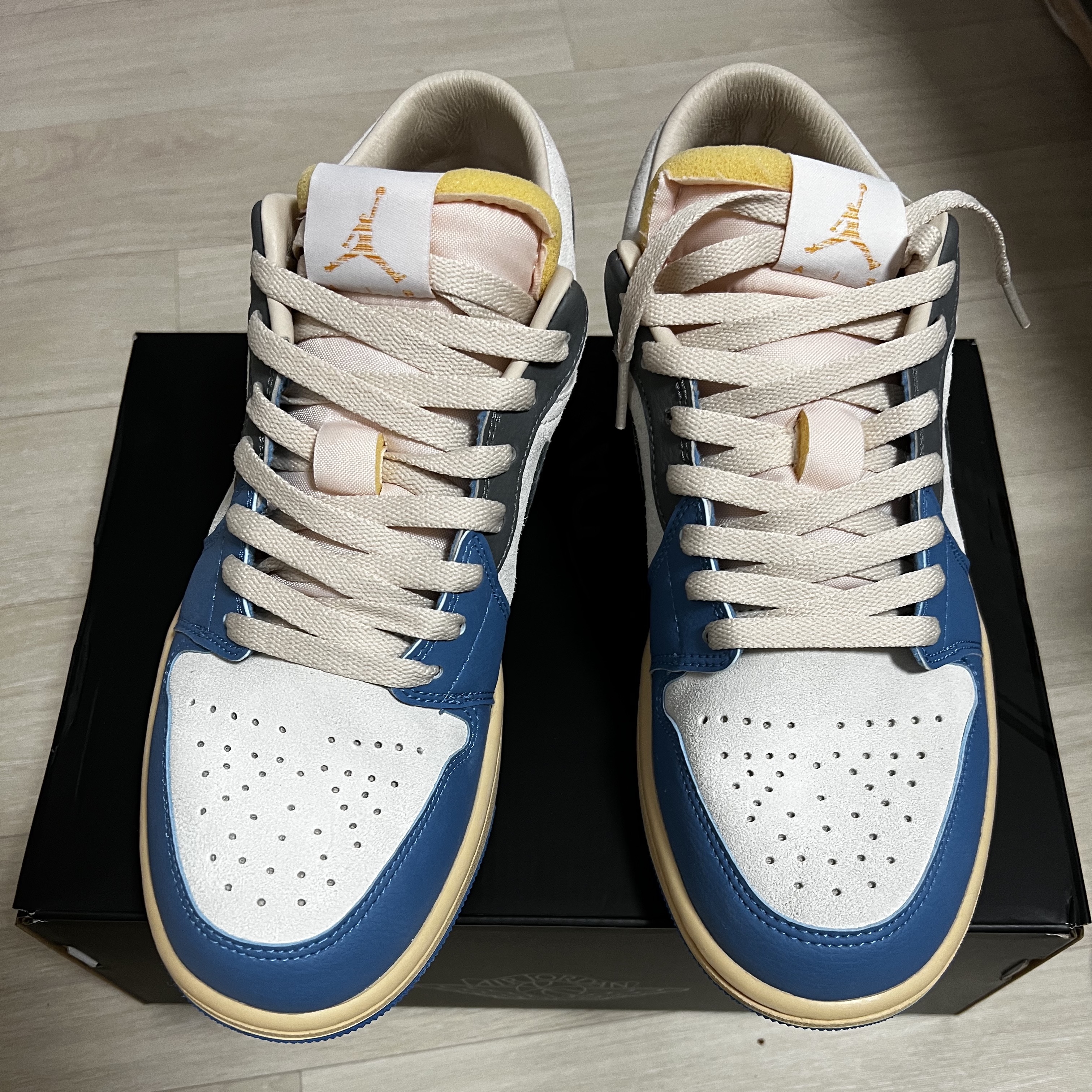 Jordan 1 Low SE Tokyo 96 착용 스타일