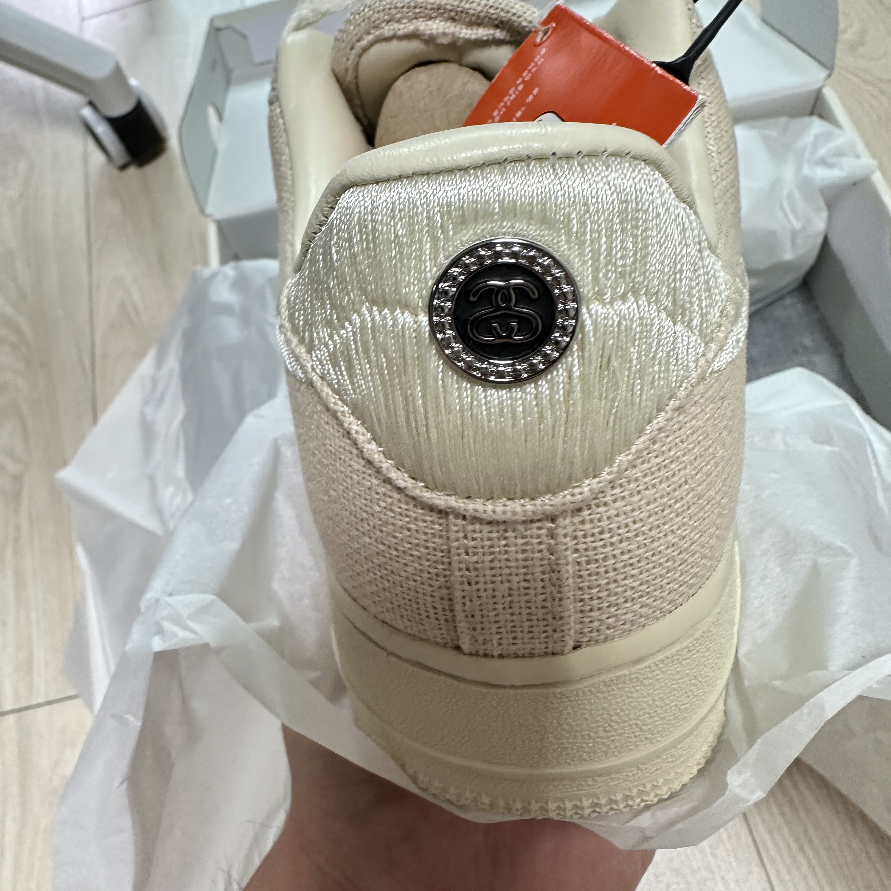 Nike x Stussy Air Force 1 Low Fossil 착용 스타일 - 4