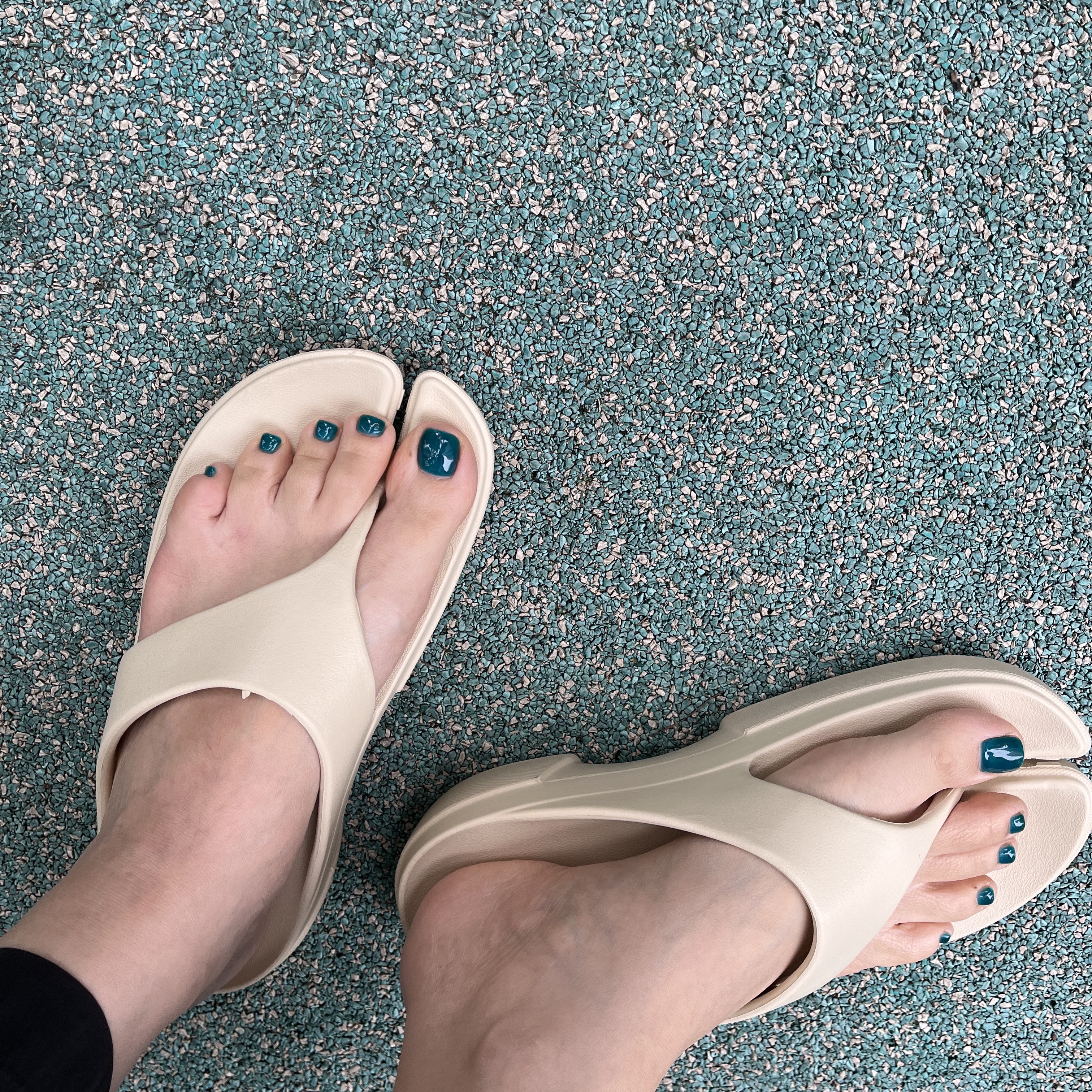 PAES Flipflop 01 Cream 착용 스타일 - 2
