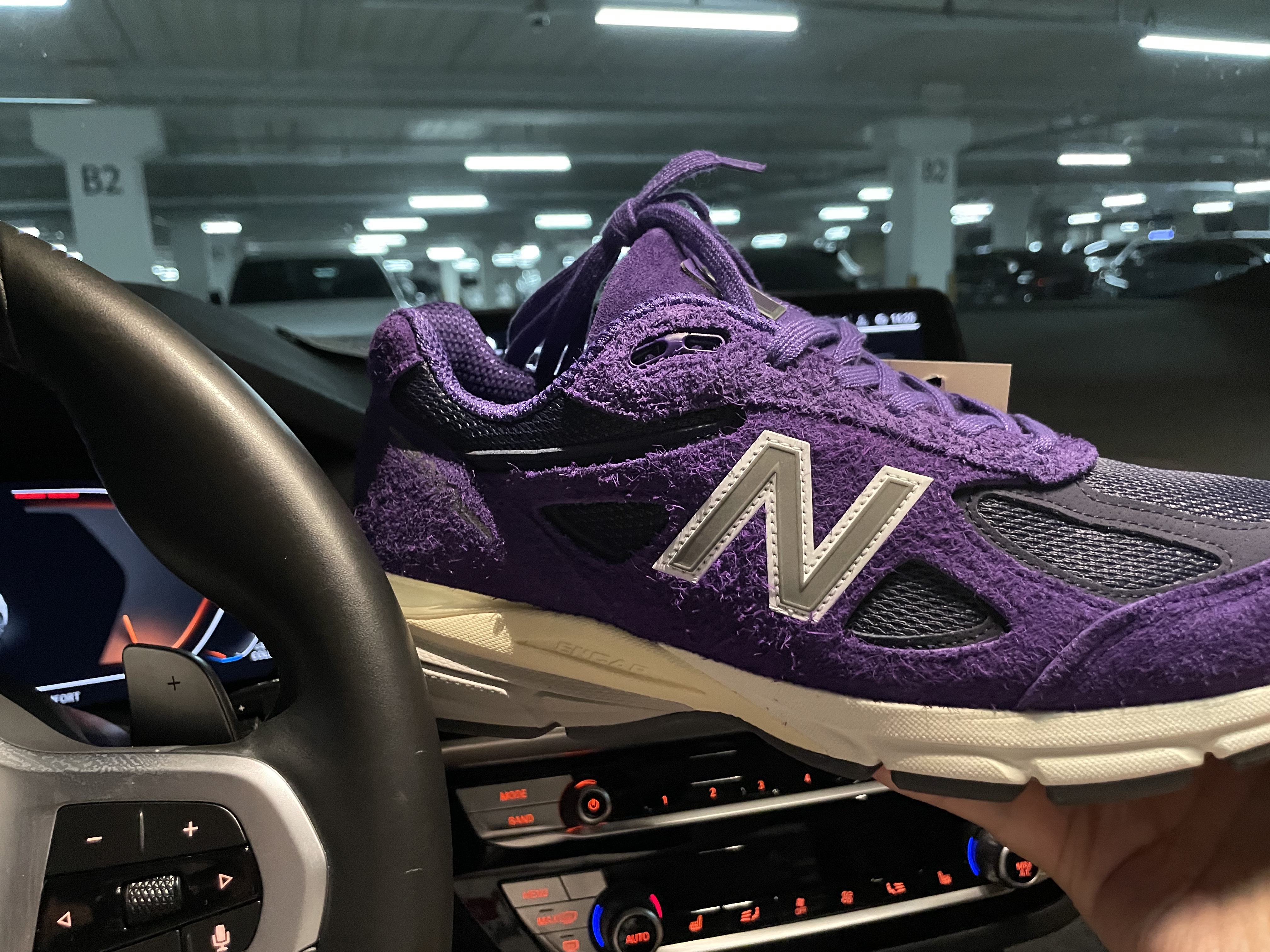 New Balance 990v3 Made in USA Navy Spring Tide 착용 스타일