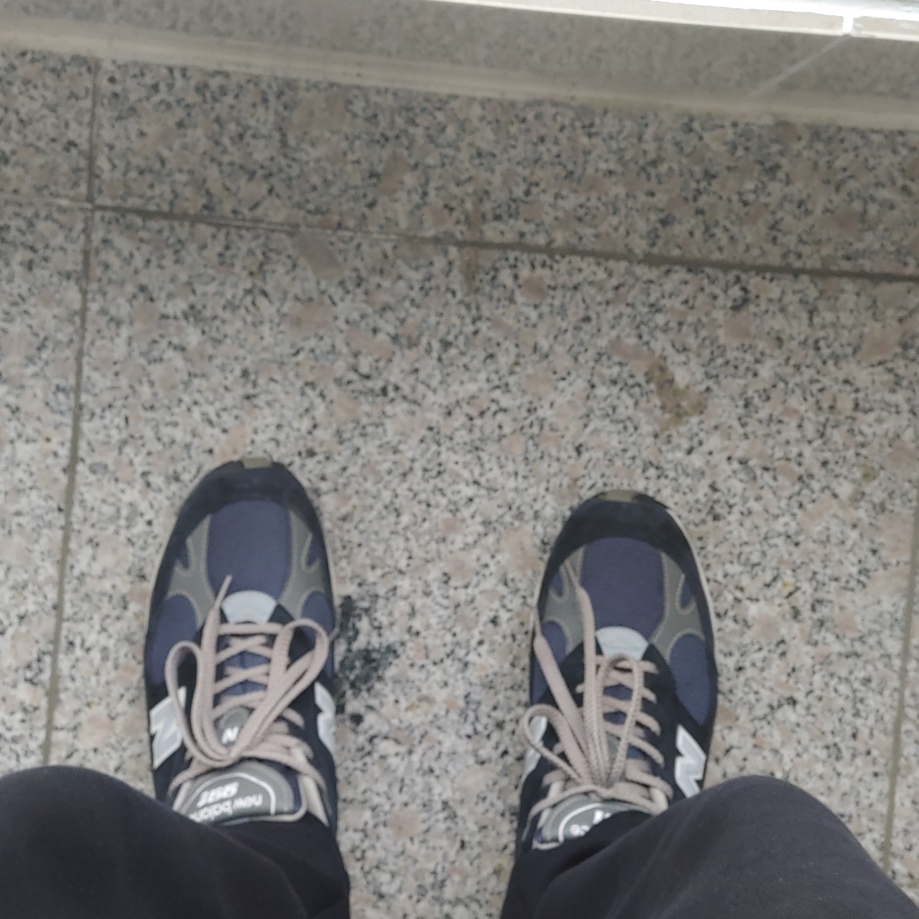 New Balance 991 Made in UK Navy 착용 스타일