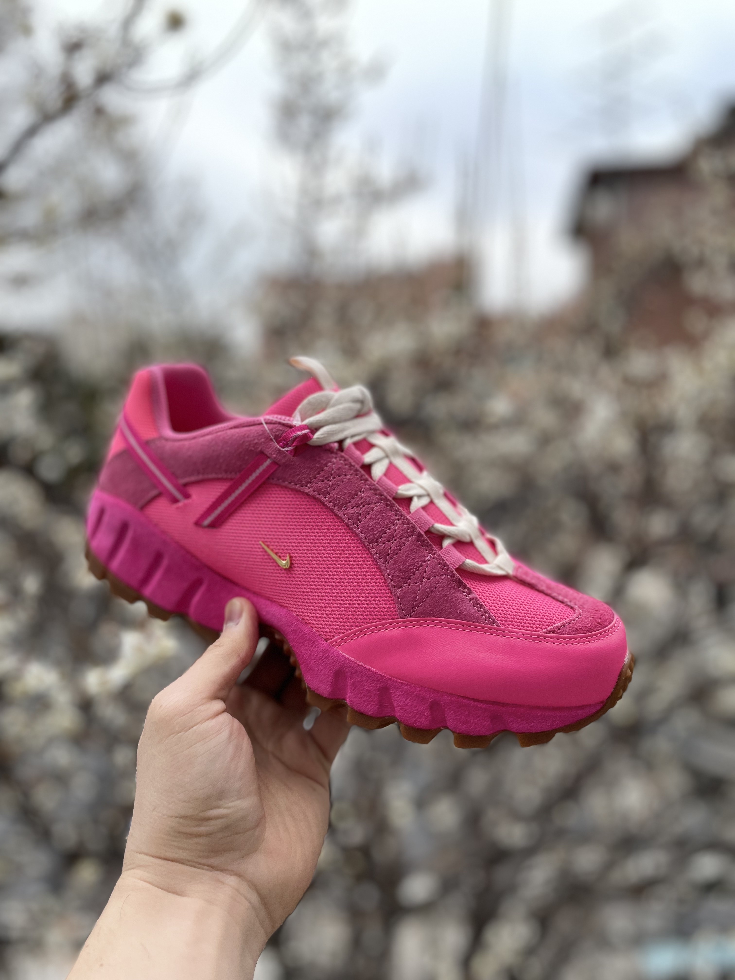 Nike x Jacquemus Air Humara LX Pink Flash 착용 스타일