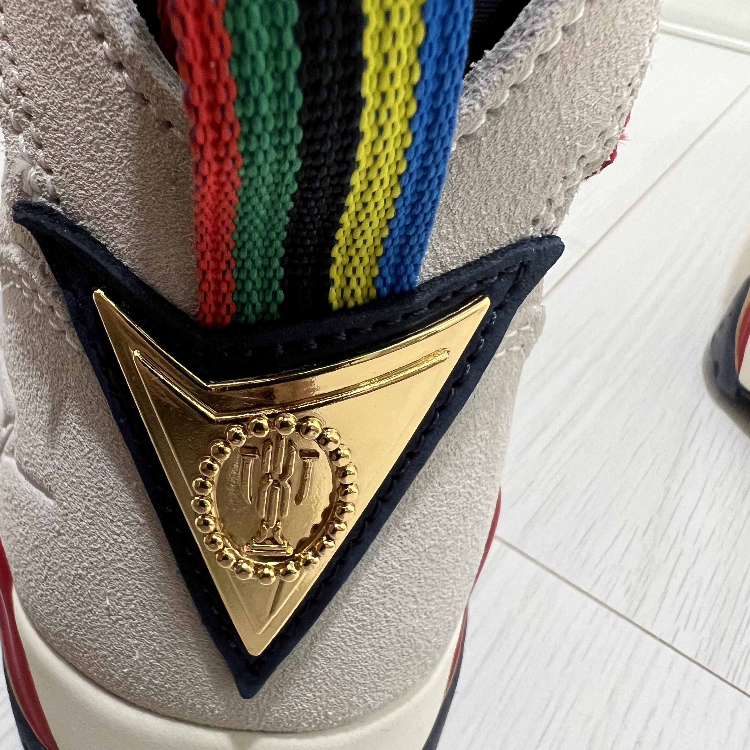 Jordan 7 x Trophy Room Retro SP True Red and Obsidian 착용 스타일 - 4