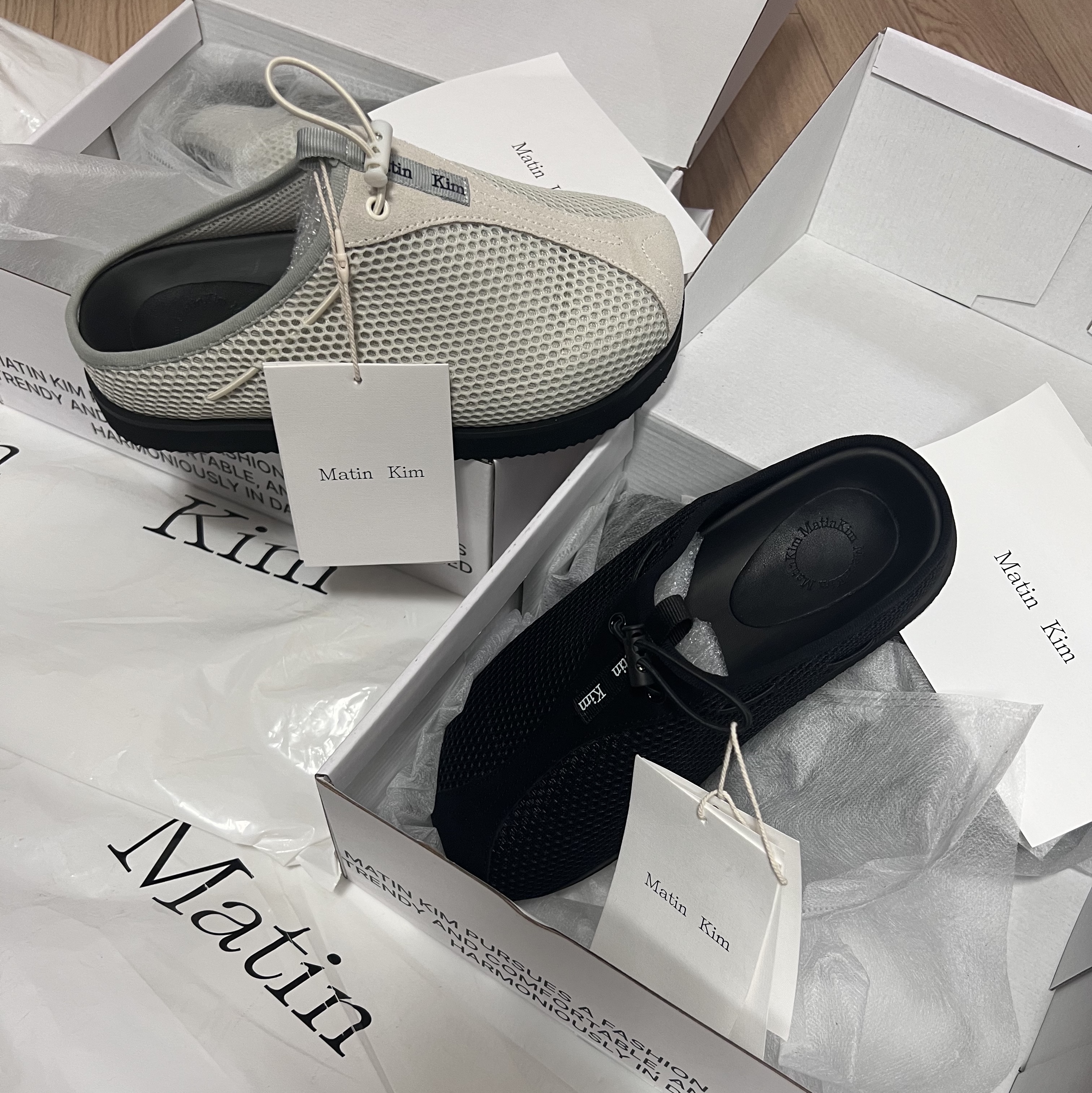 (W) Matin Kim Mesh Round Bloafer Light Khaki, (W) Matin Kim Mesh Round Bloafer Black 착용 스타일