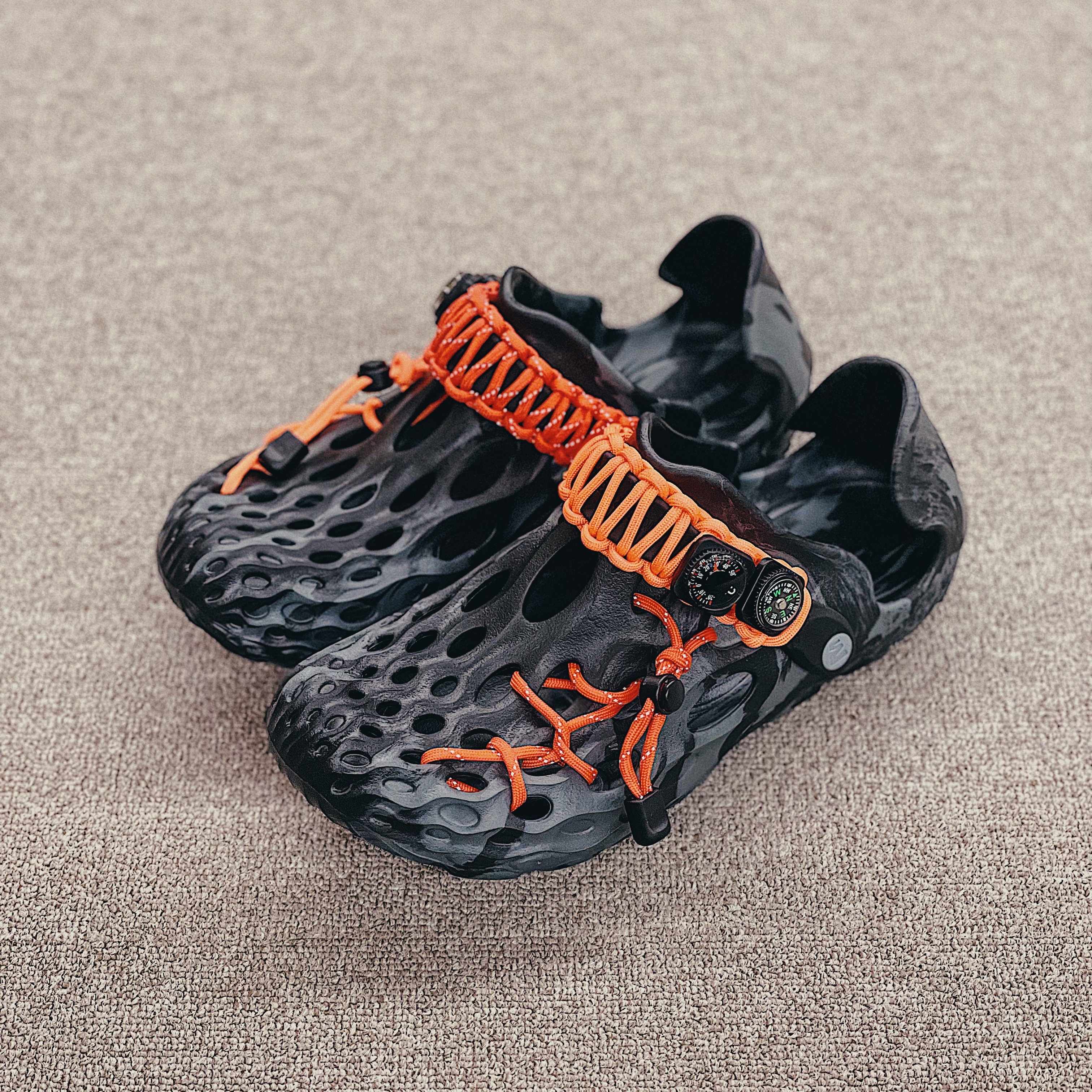 Merrell Hydro Moc Black 착용 스타일
