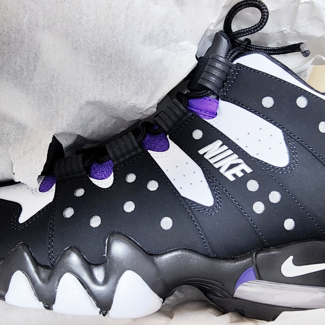 Nike Air Max 2 CB 94 Black and Pure Purple 착용 스타일 - 1