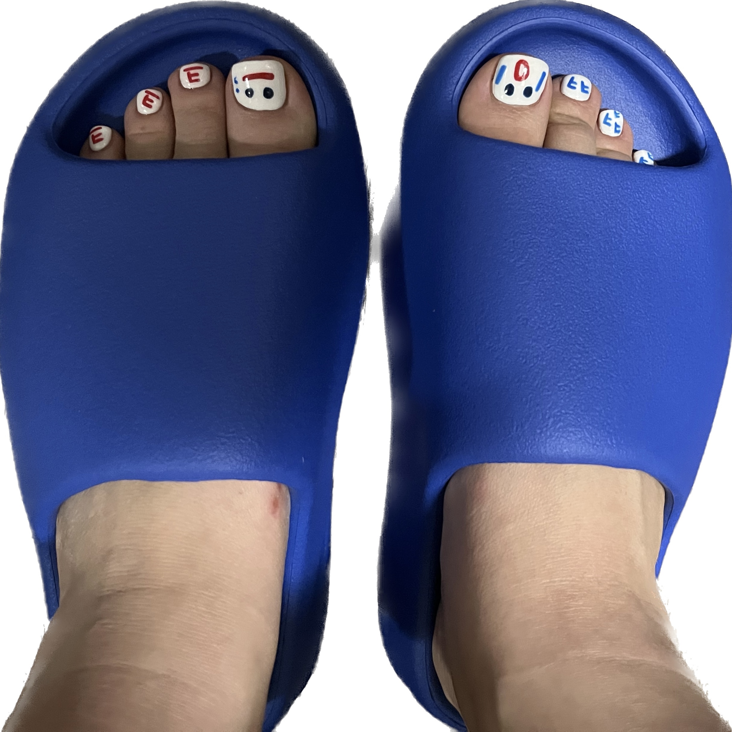 Adidas Yeezy Slide Onyx, Adidas Yeezy Slide Azure 착용 스타일 - 3